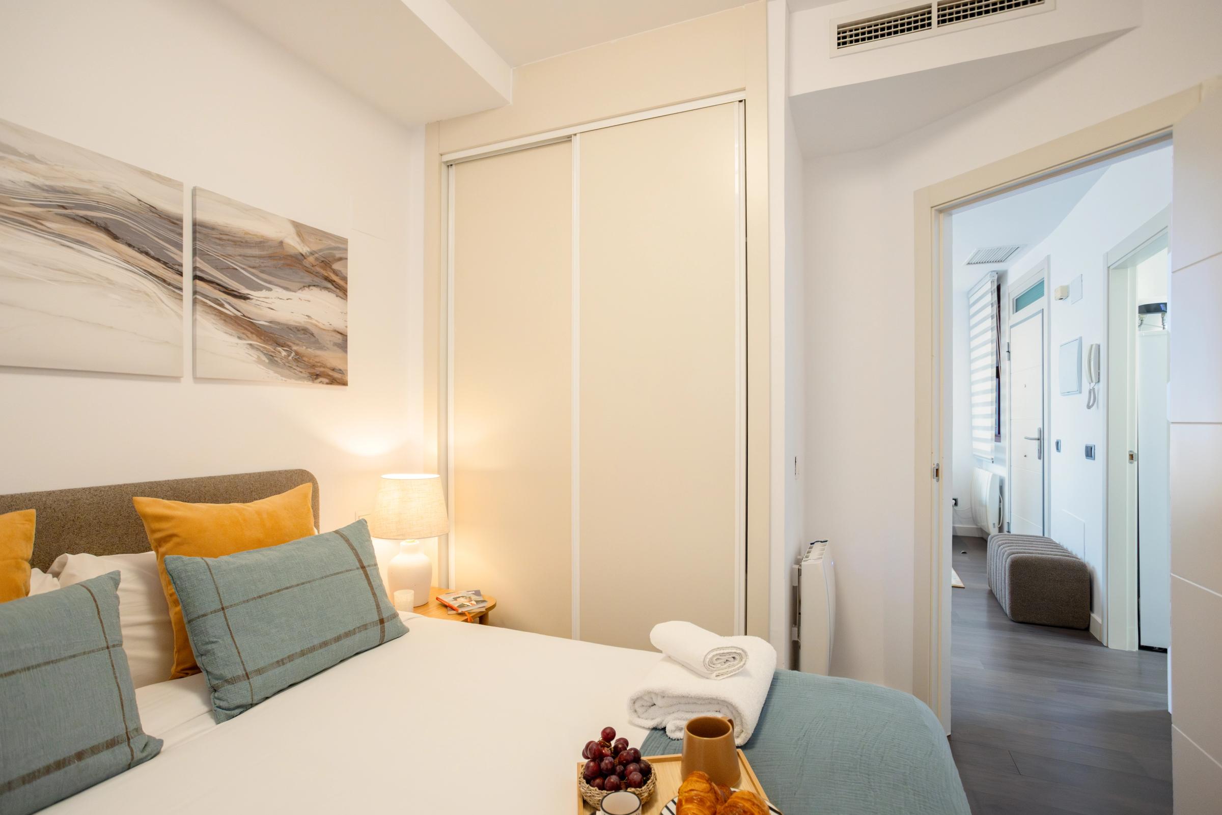 NESTIC - BERIAIN - Bedroom Furnished apartment with services