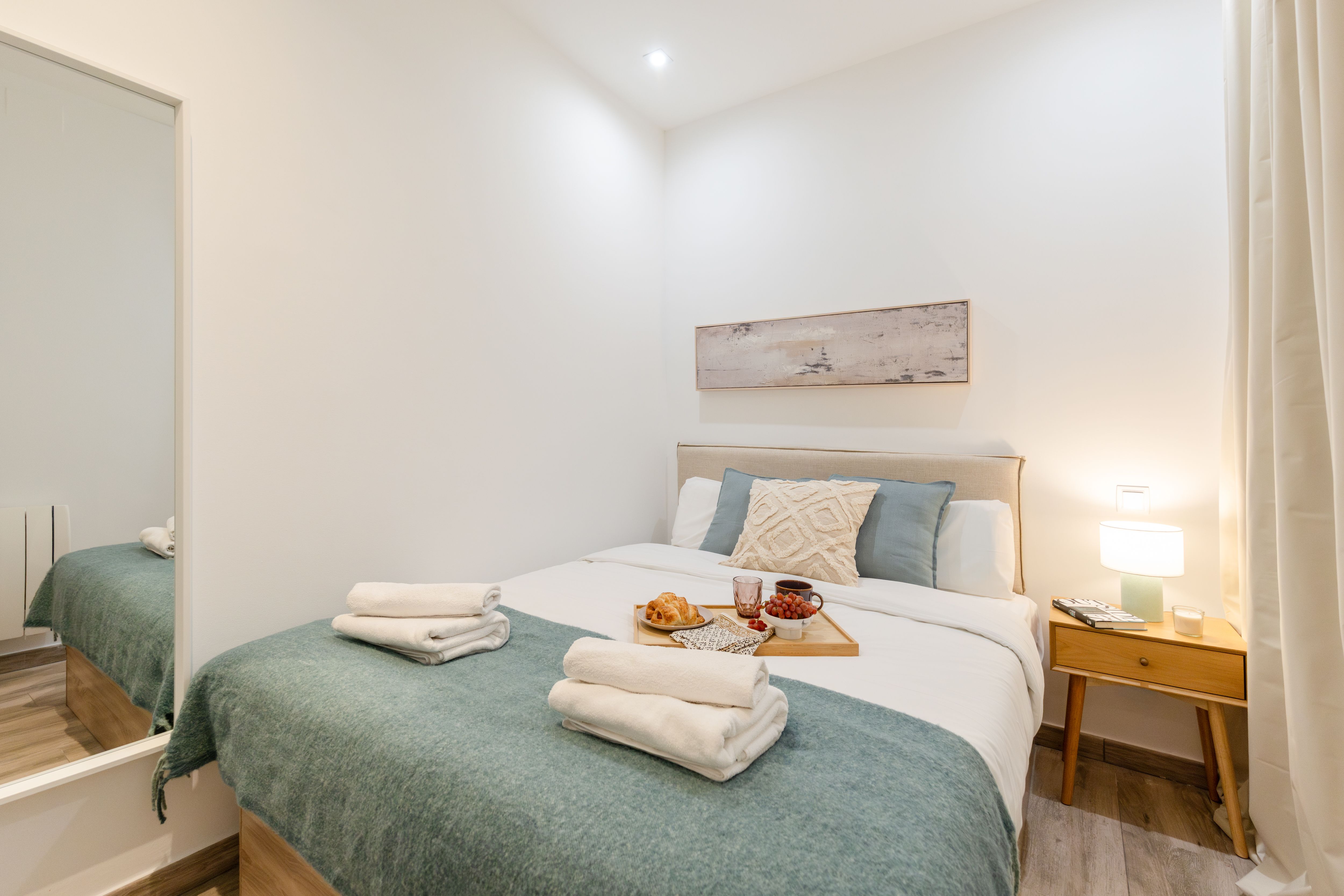 NESTIC - PONTONES - Dormitorio apartamento amueblado con servicios