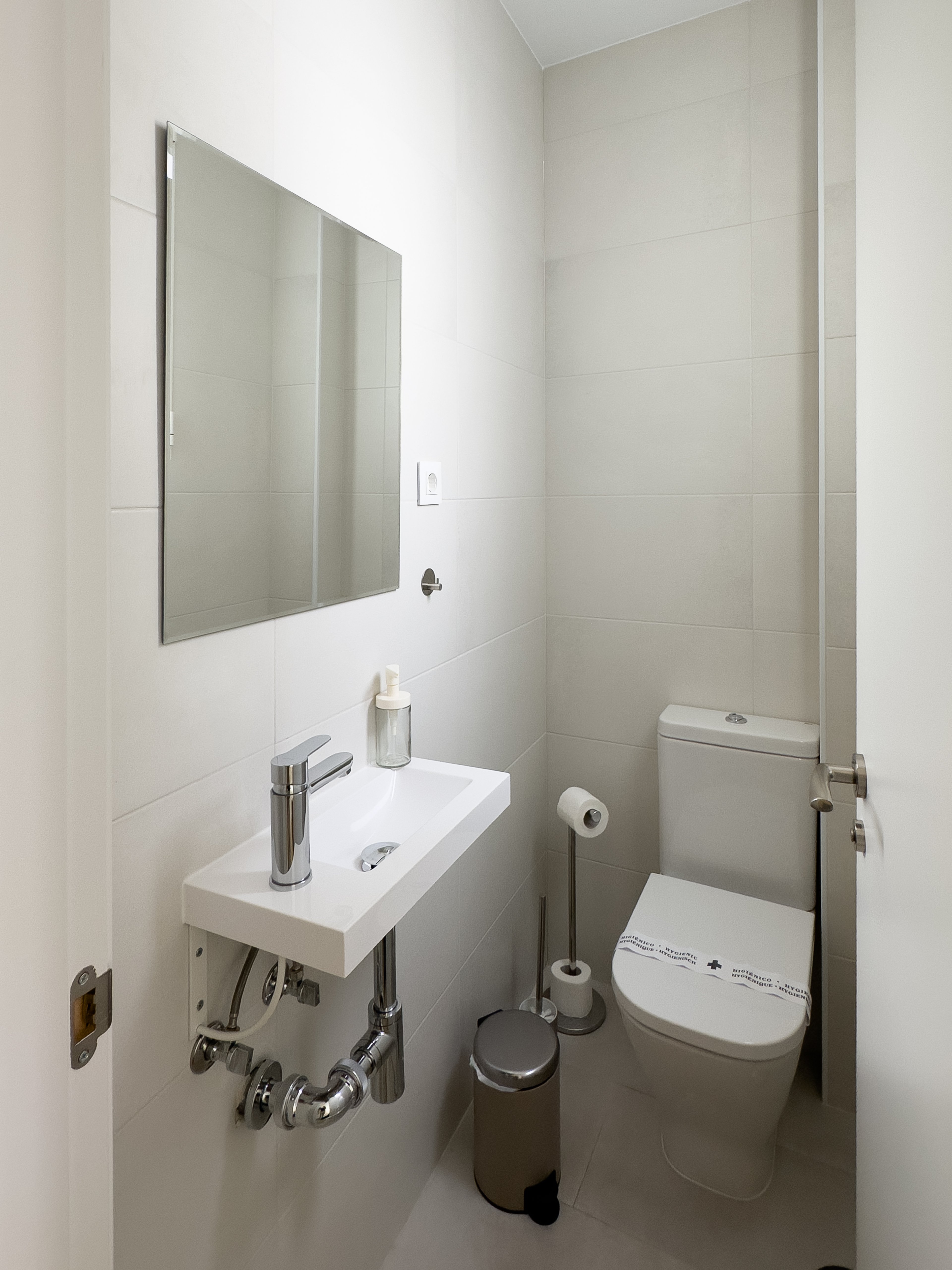 NESTIC - MORETO - Bathroom Furnished apartment with services