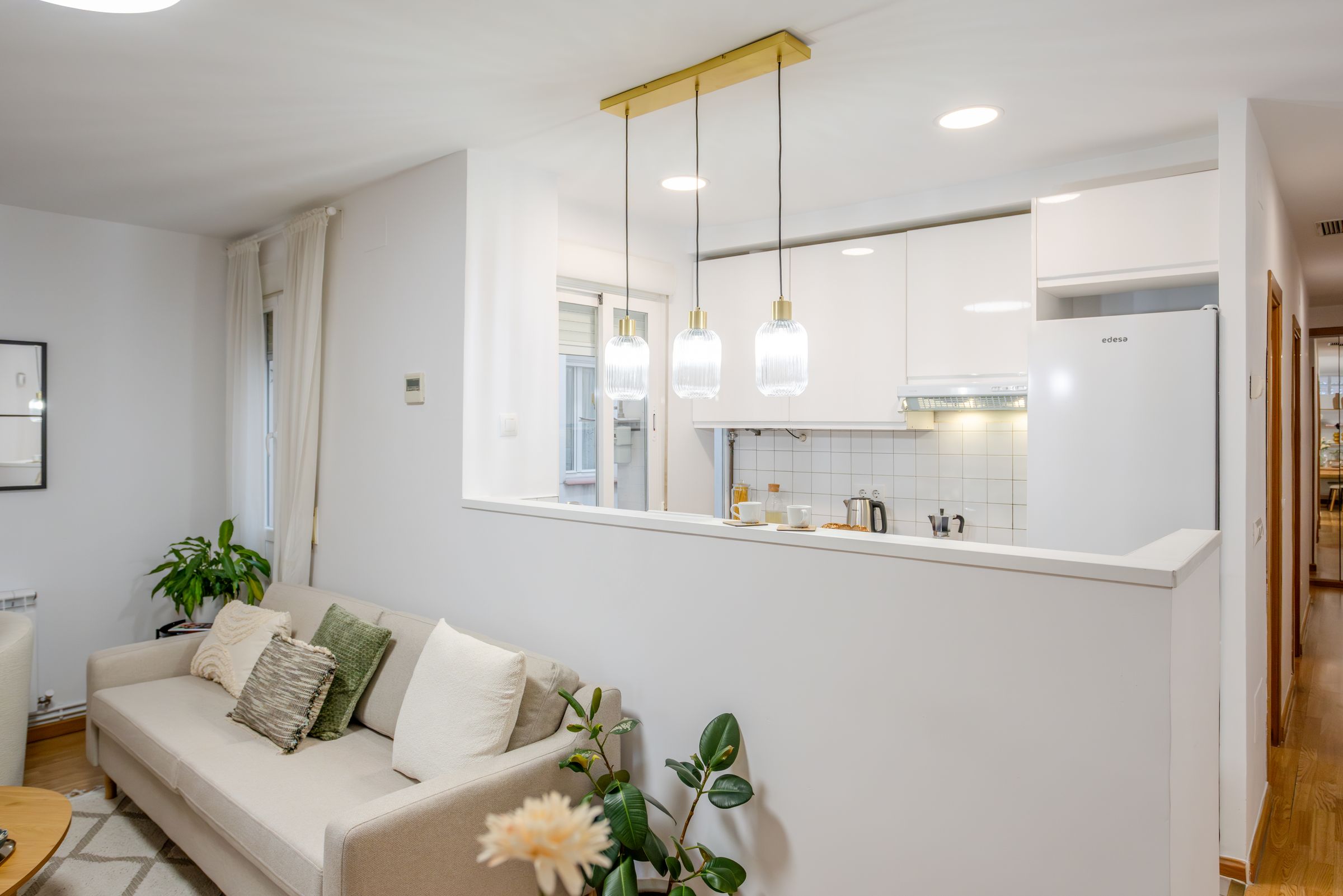 NESTIC - MERLO - Living room Furnished apartment with services