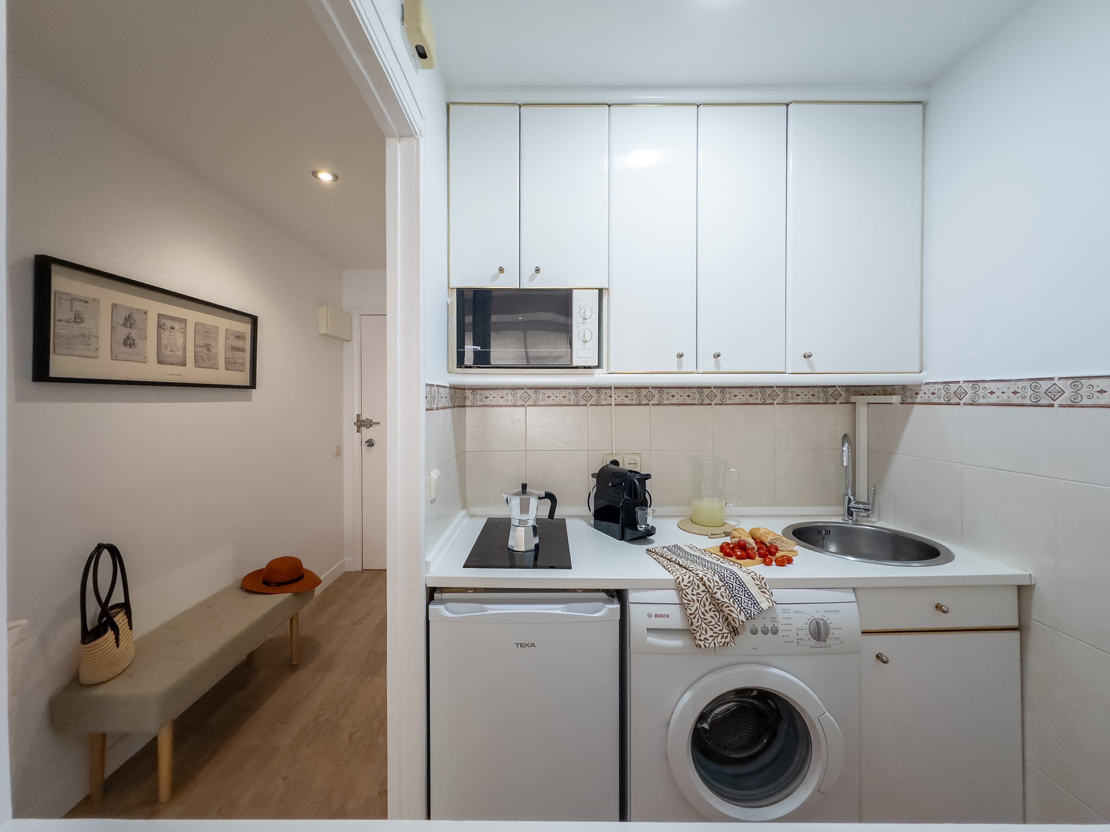 NESTIC - MAMERTO - Kitchen Furnished apartment with services