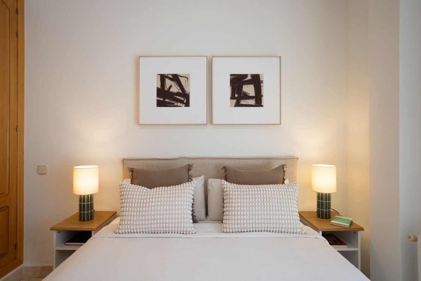 NESTIC - URUMEA - Bedroom 1 Furnished apartment with services
