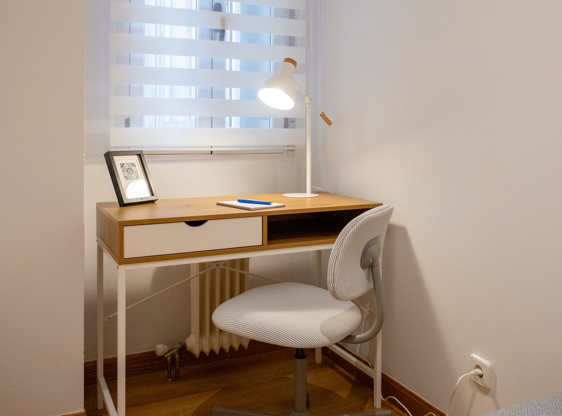 NESTIC - LIDIA - Dormitorio apartamento amueblado con servicios