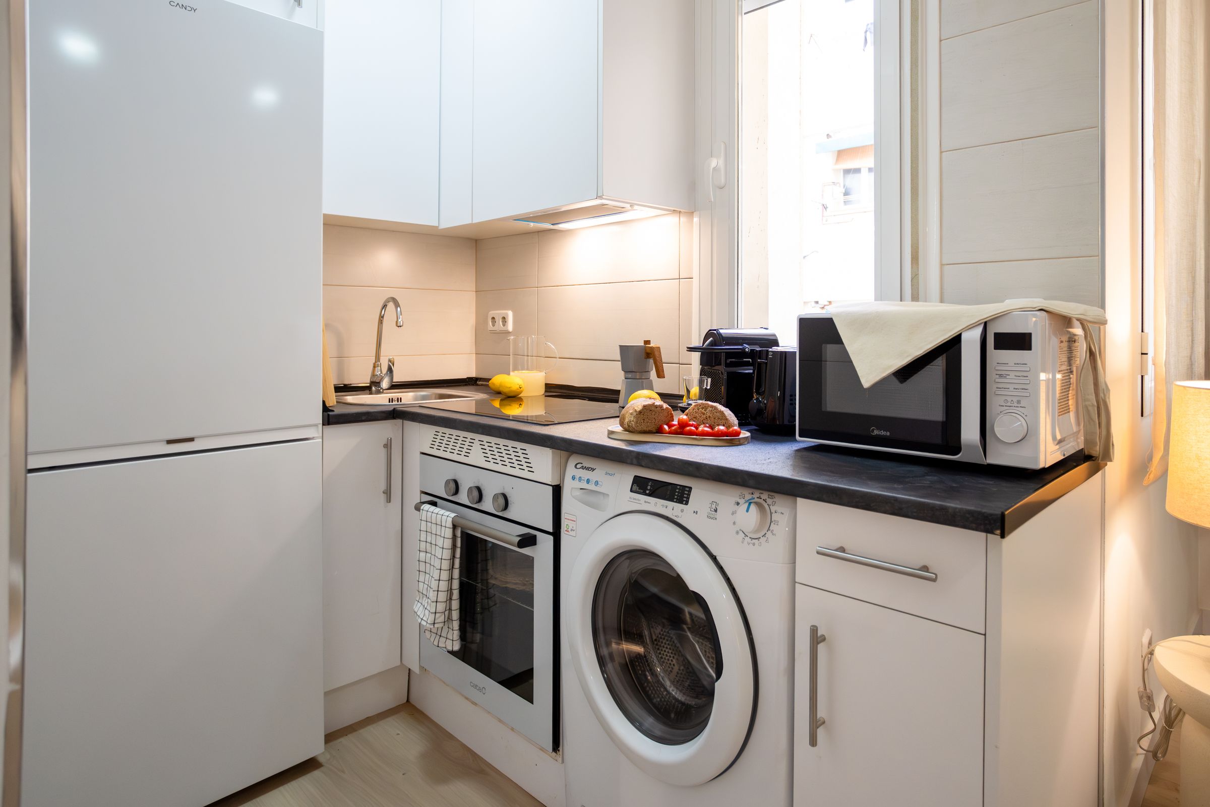 NESTIC - BAYEU - Kitchen Furnished apartment with services
