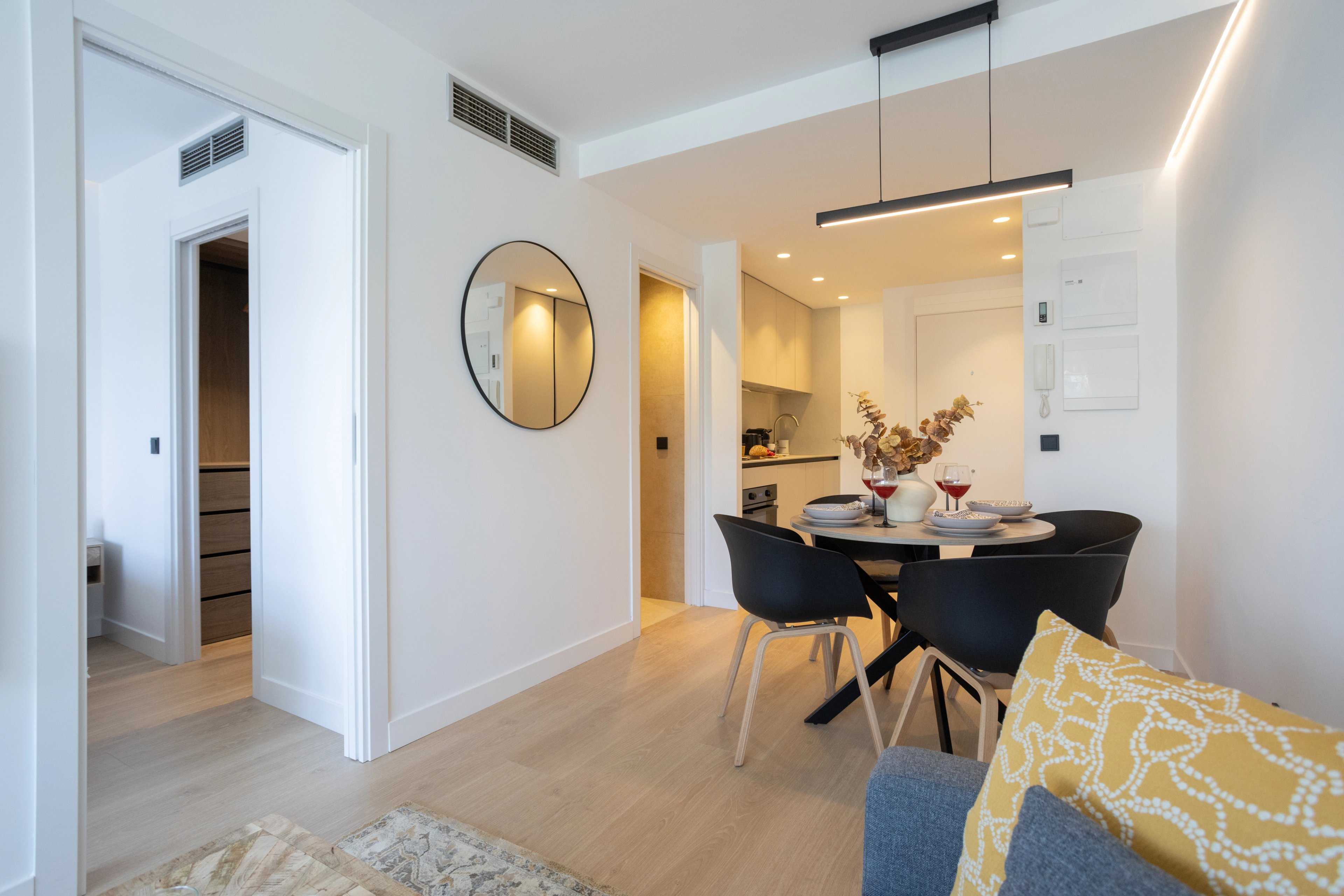 NESTIC - TAINO - Salón Apartamento amueblado con servicios