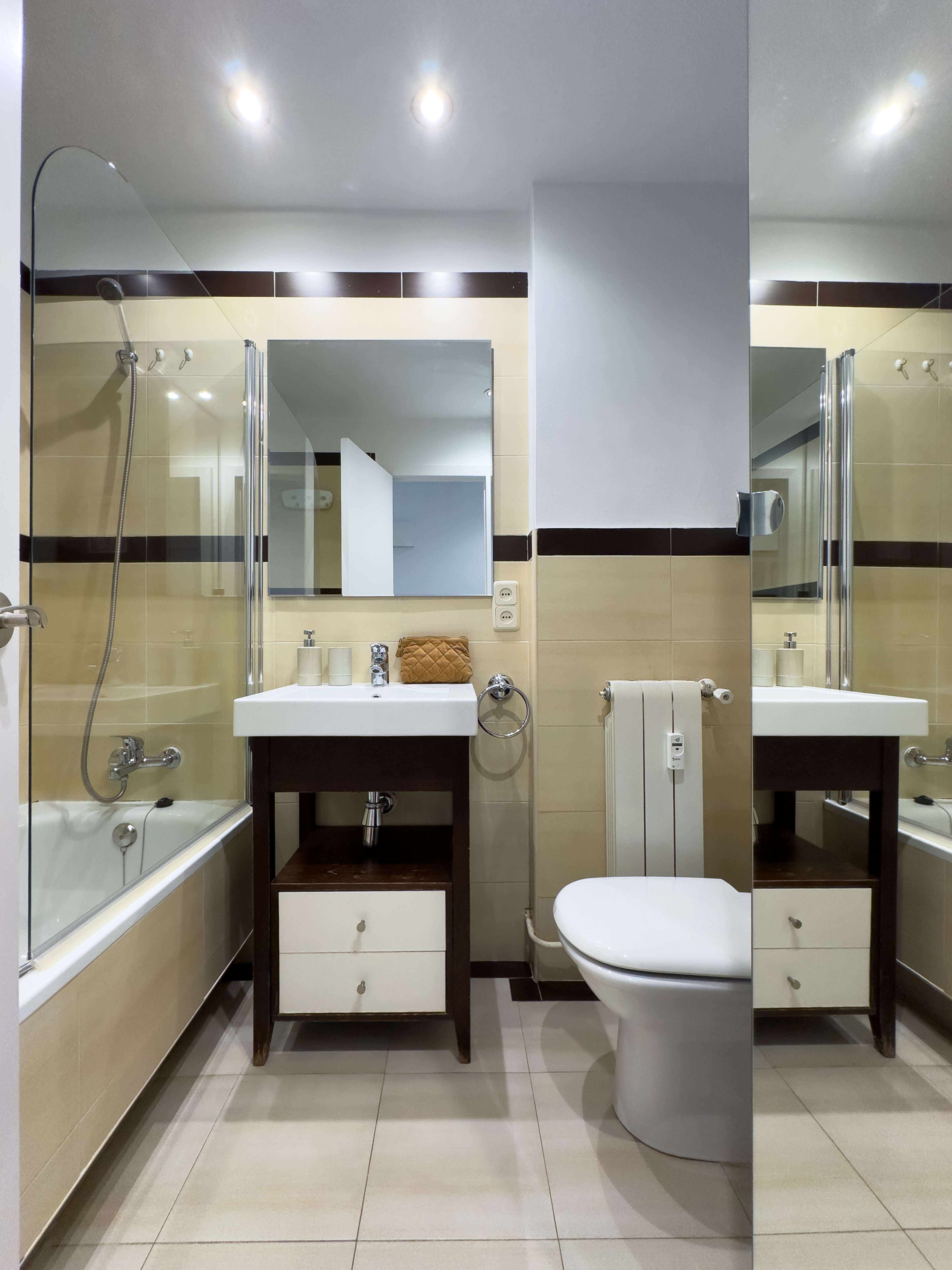 NESTIC - MAMERTO - Bathroom Furnished apartment with services