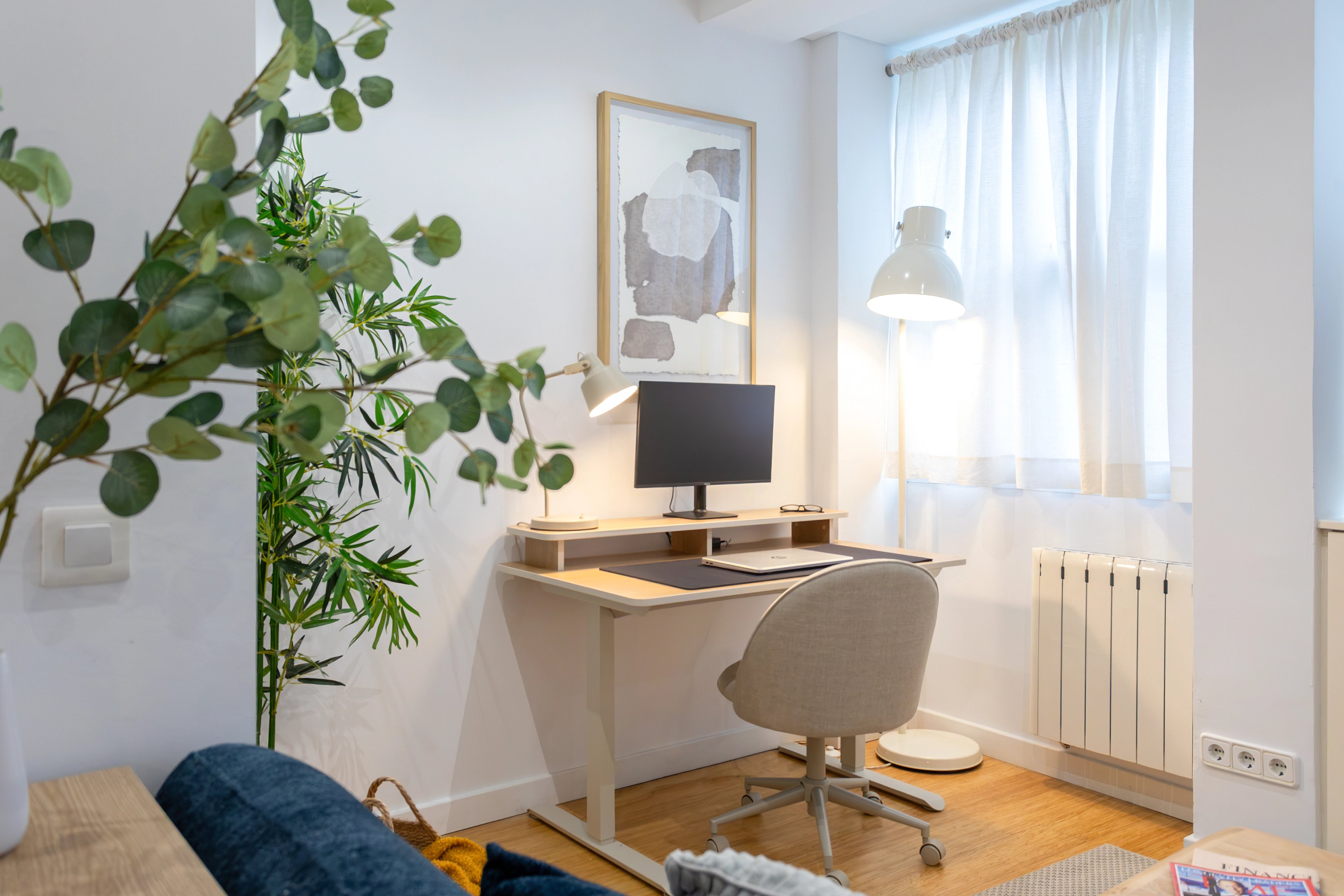 NESTIC - LIRIA - Apartamento amueblado con servicios - Zona de trabajo