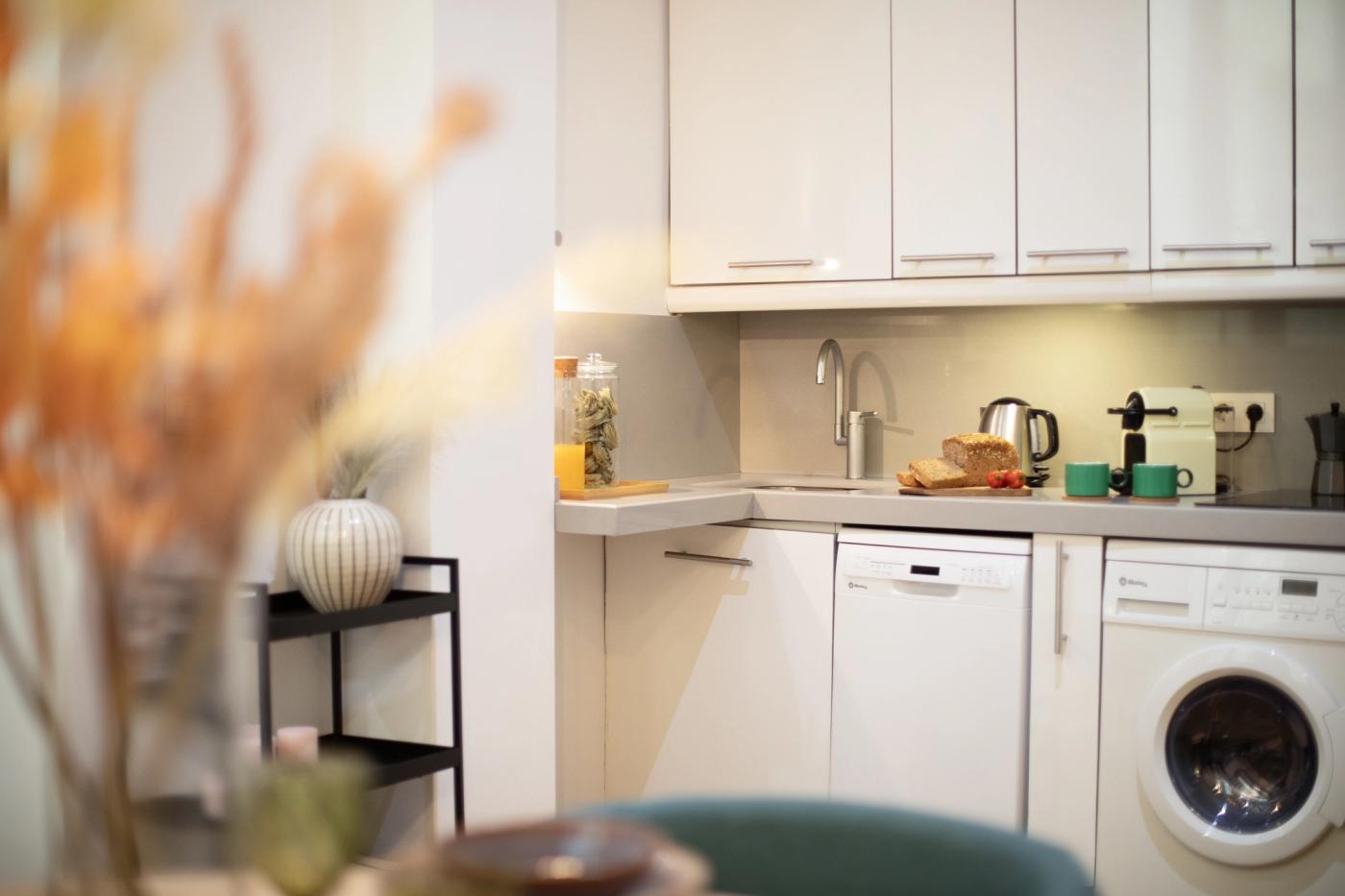 NESTIC - Mer - Kitchen furnished apartment