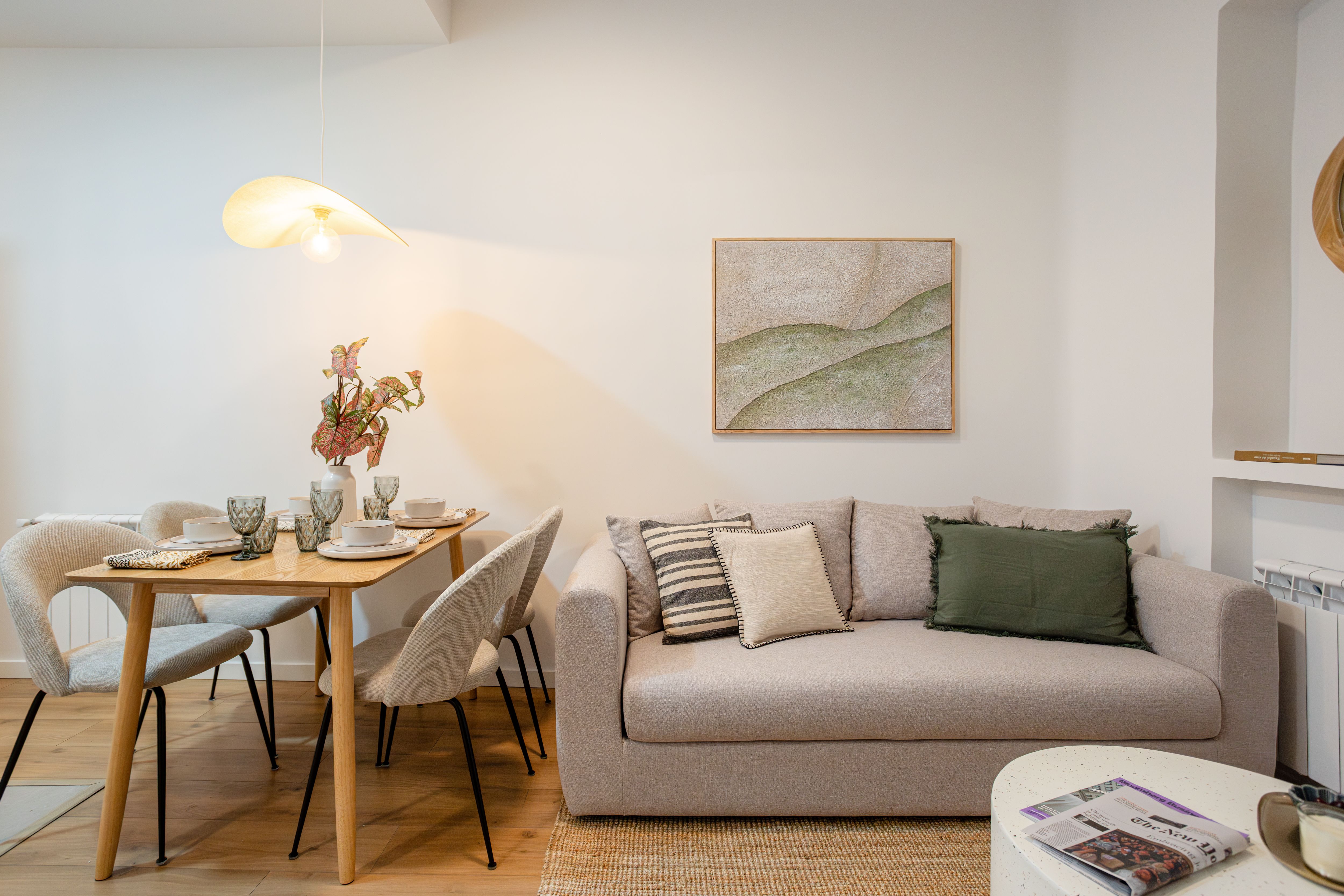 NESTIC - BRACARA - Salón apartamento amueblado con servicios