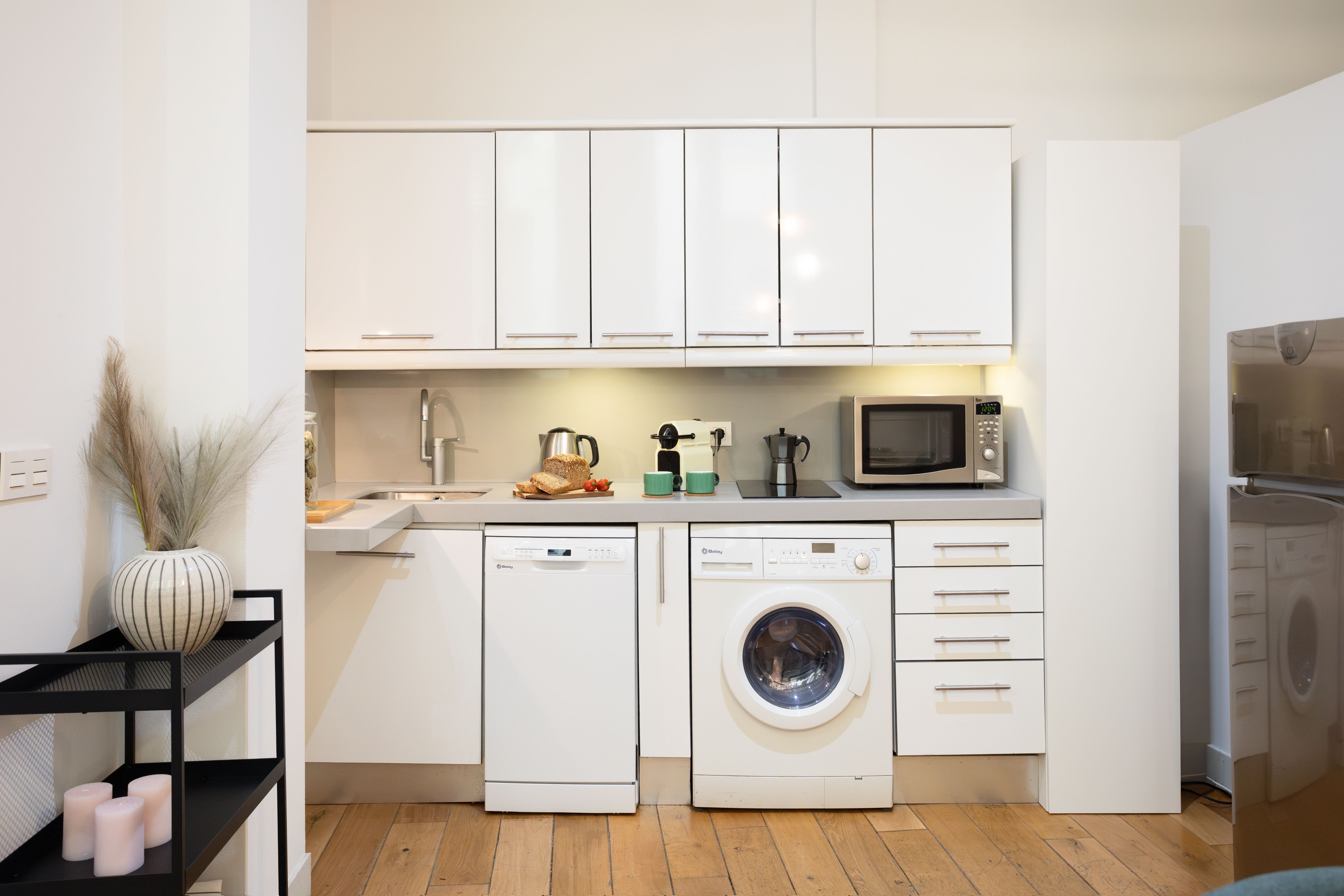 NESTIC - Mer - Cocina apartamento amueblado