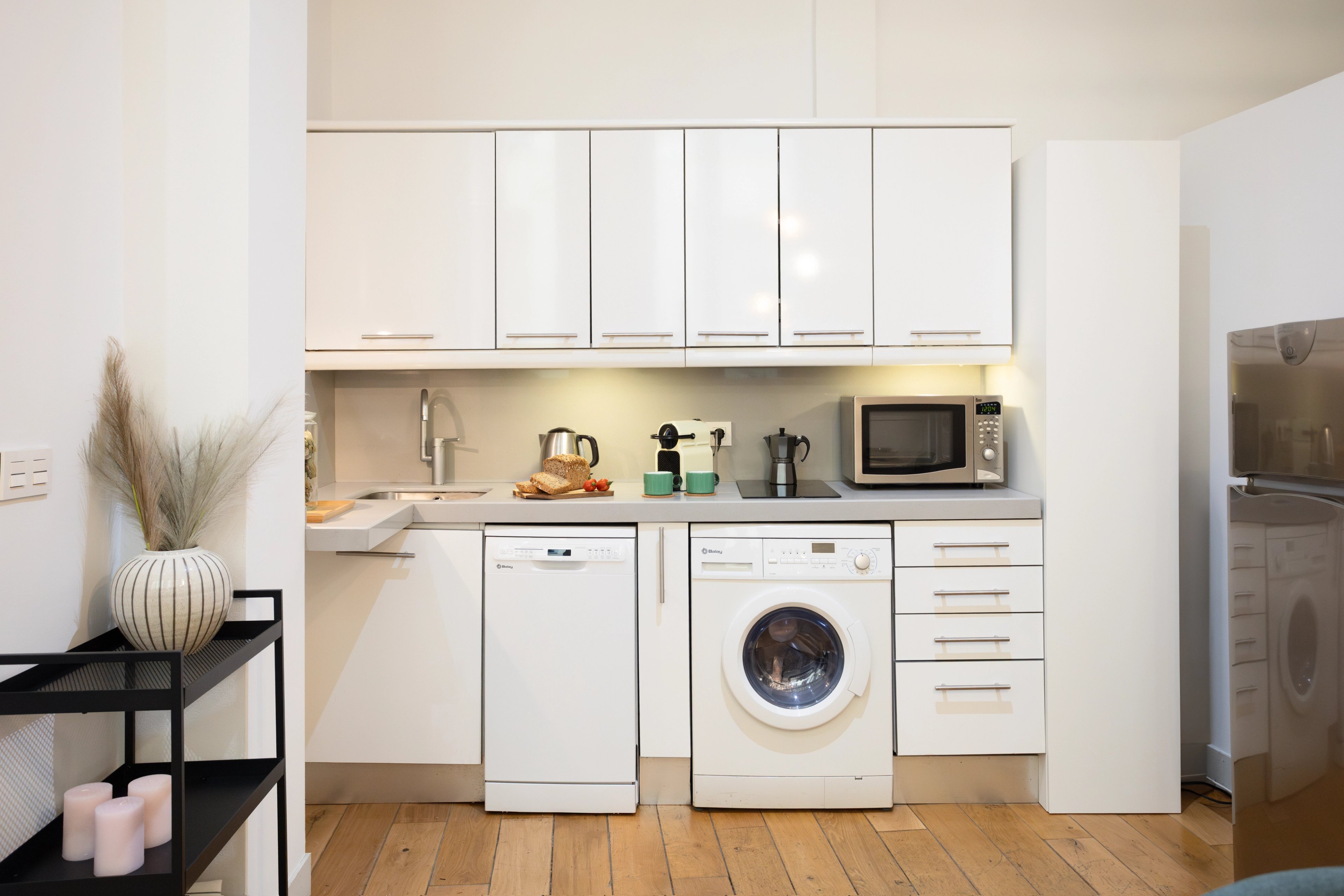 NESTIC - Mer - Cocina apartamento amueblado