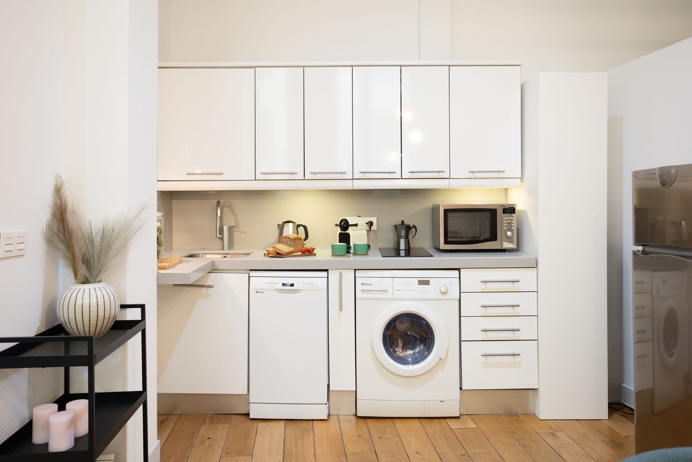 NESTIC - Mer - Kitchen furnished apartment