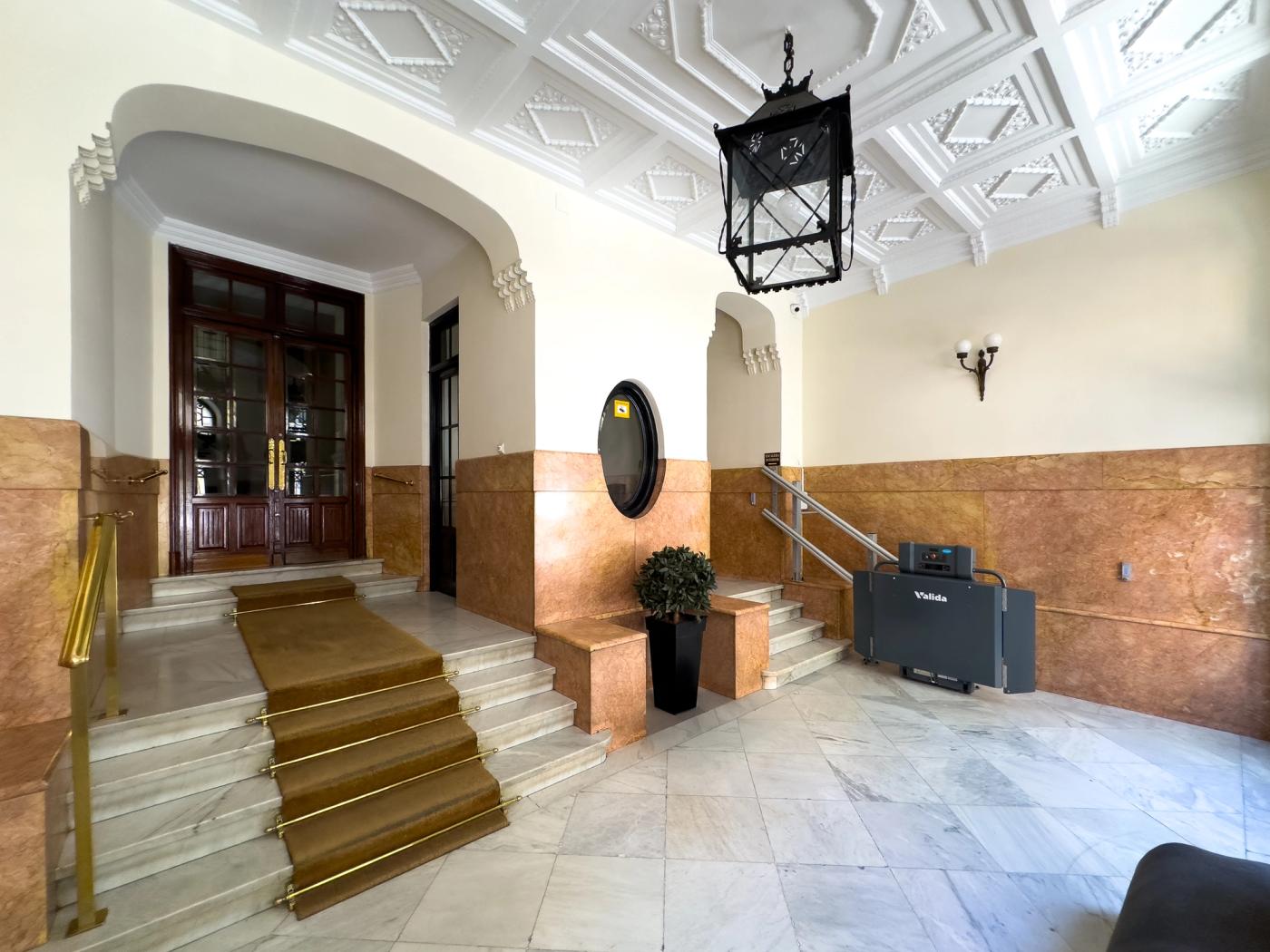 NESTIC - ACLA - Foyer Almagro building