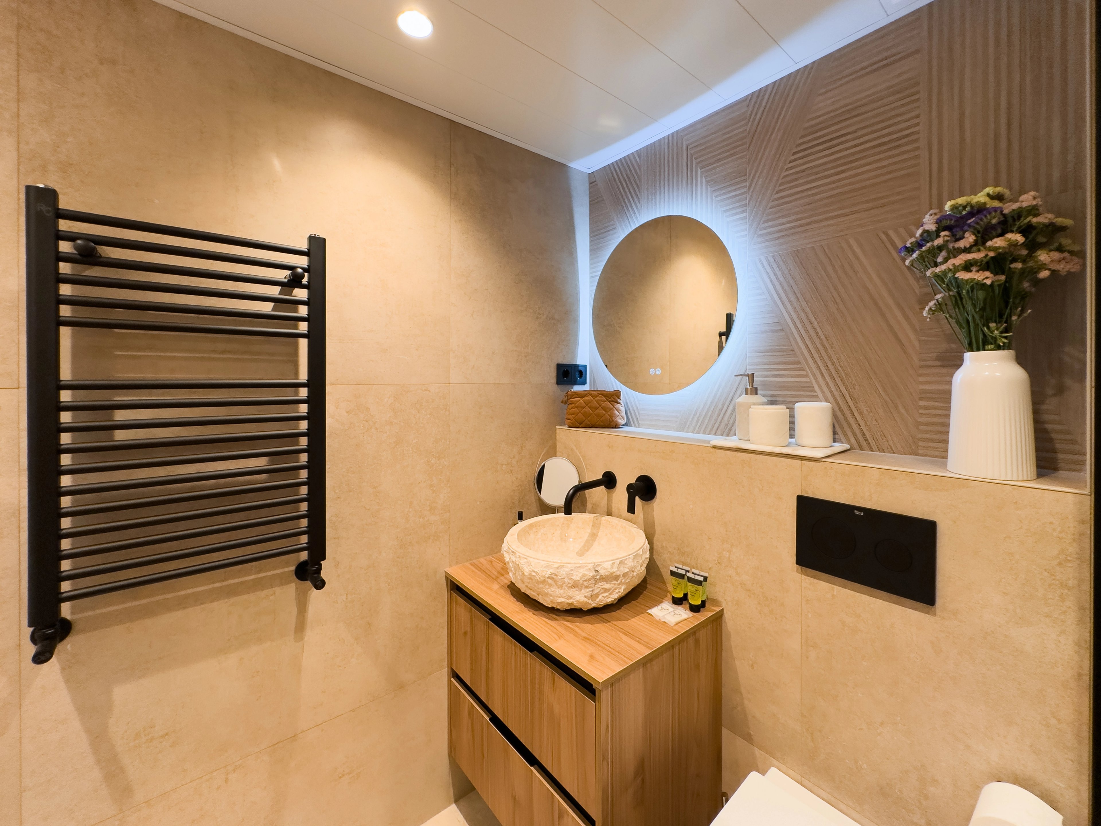 NESTIC - TAINO - Baño Apartamento amueblado con servicios
