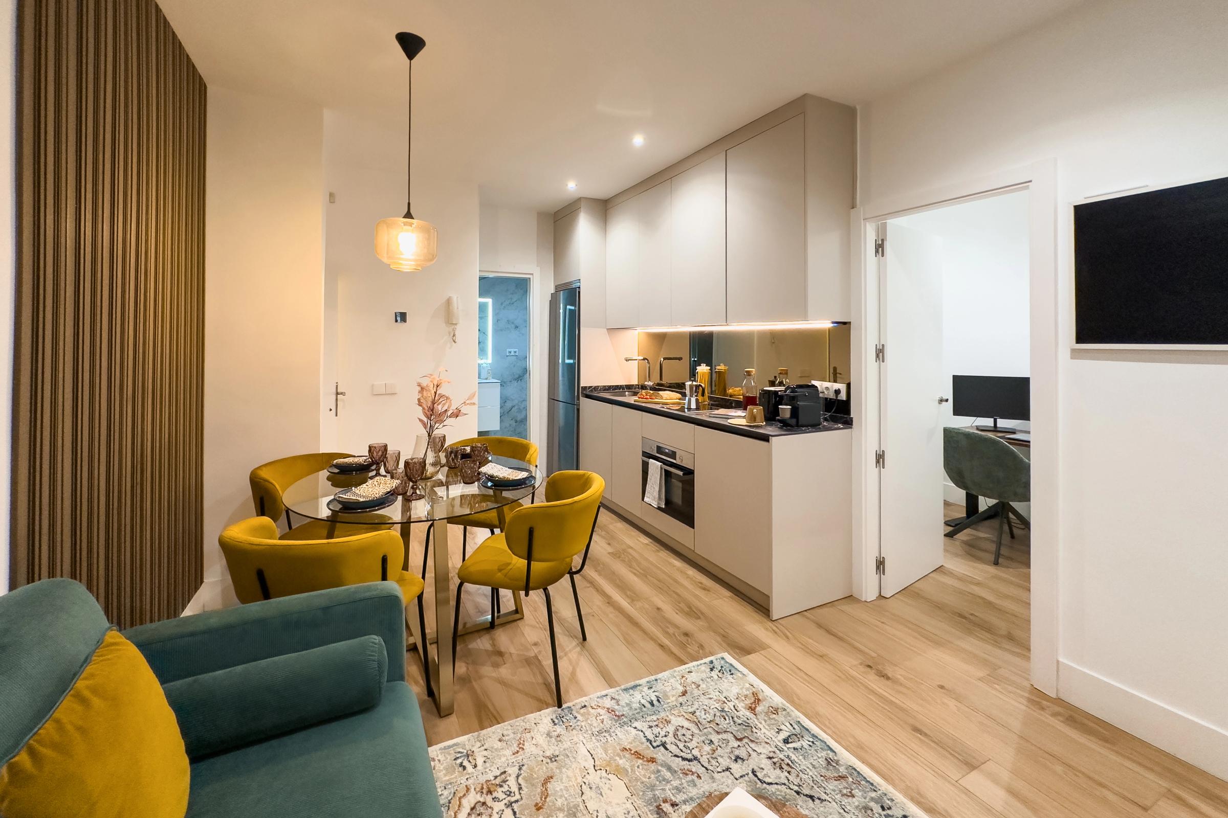 NESTIC - MOYANO - Living room furnished apartment with services