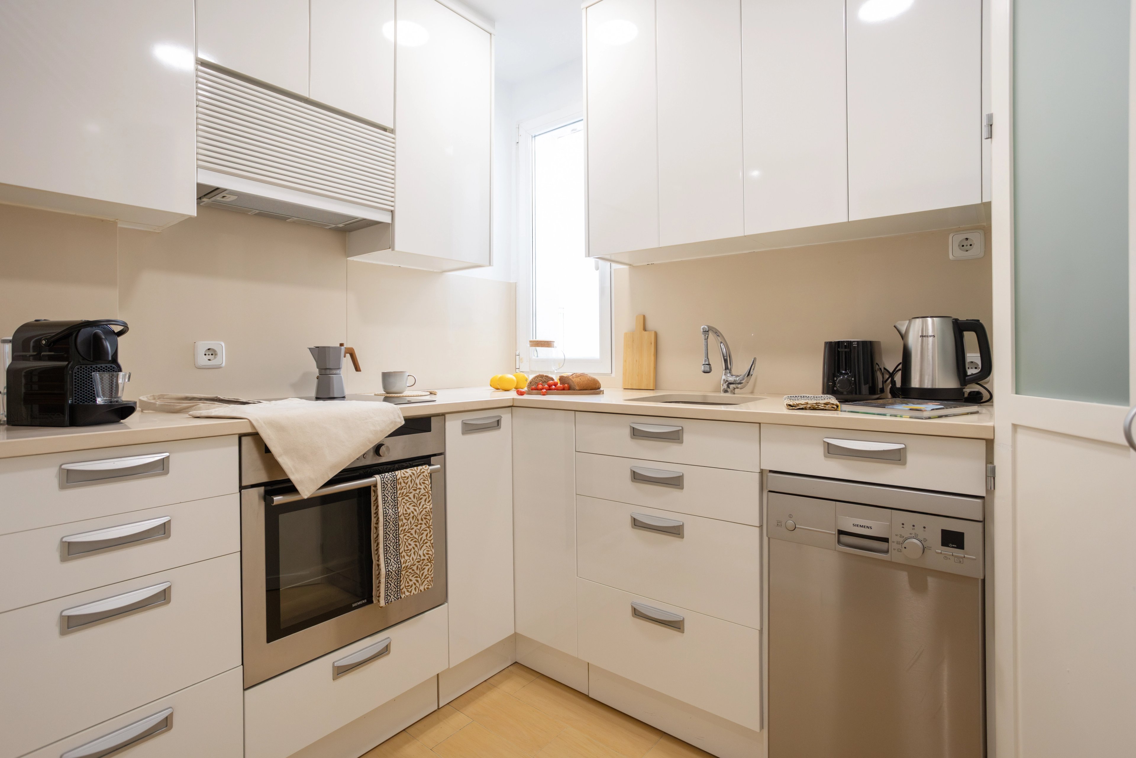 NESTIC - ALCAÑICES - Cocina Apartamento amueblado con servicios