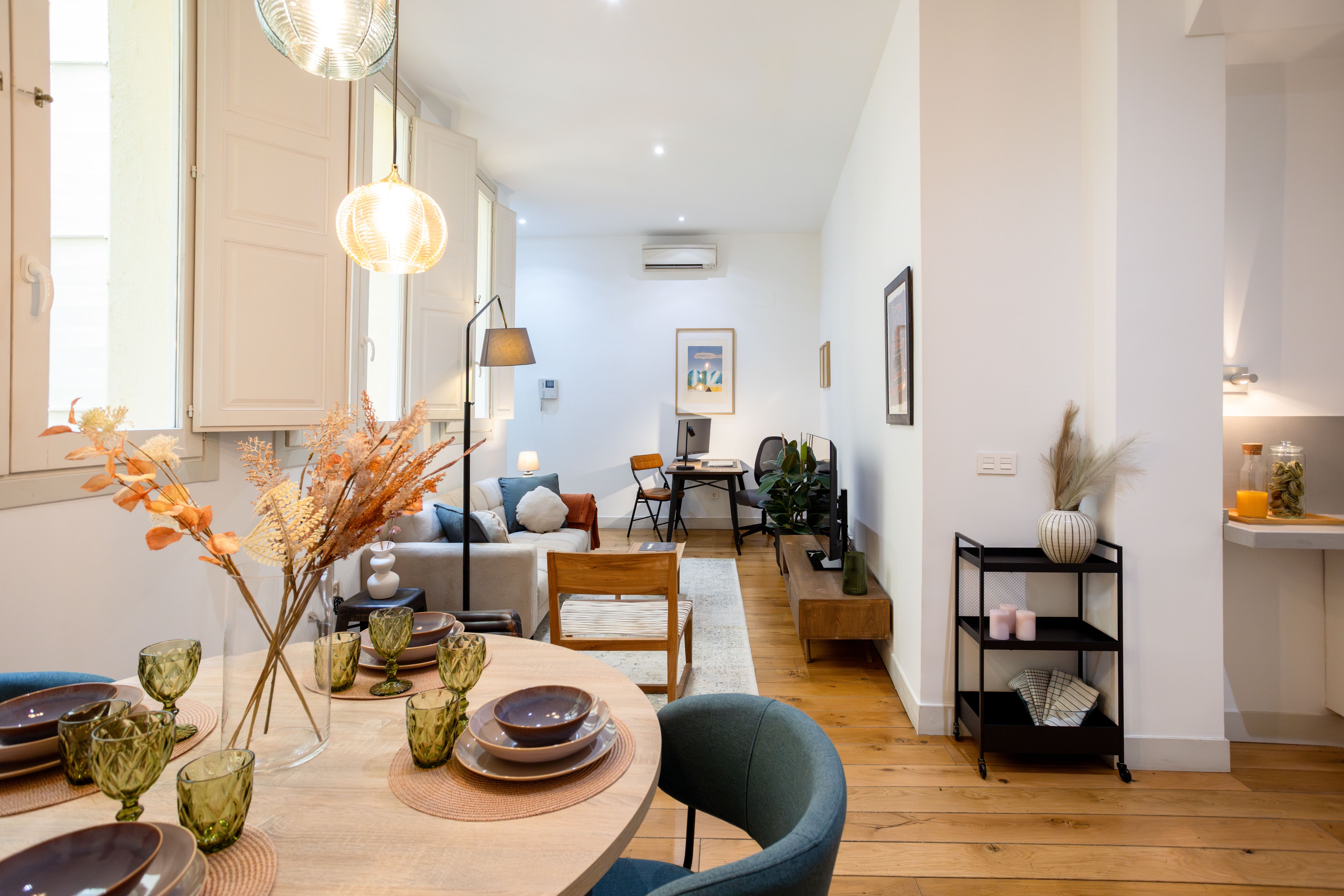NESTIC - Mer - Sala de estar apartamento amueblado