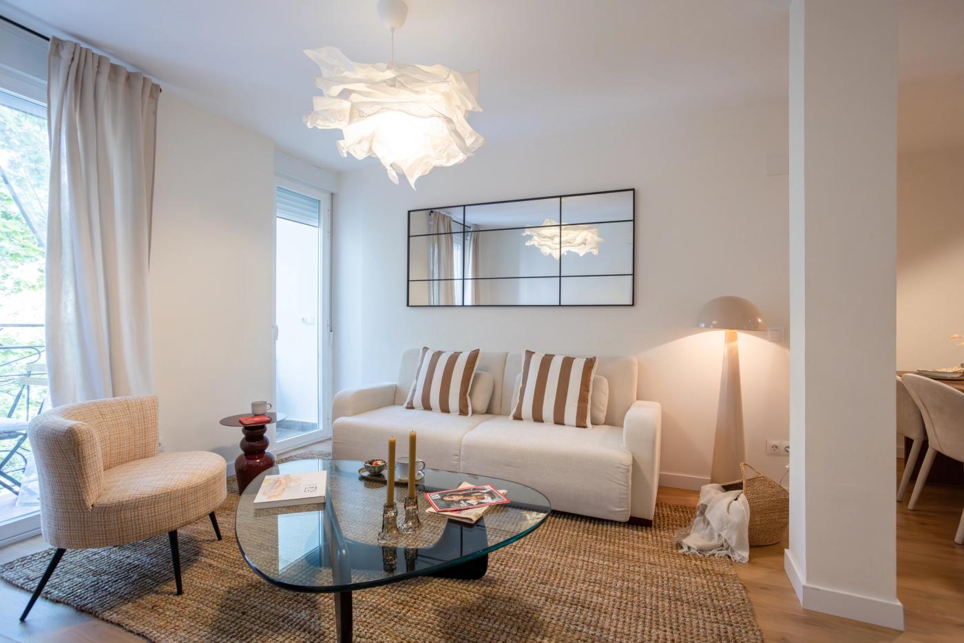 NESTIC - MURGA - Living room Furnished apartment with services