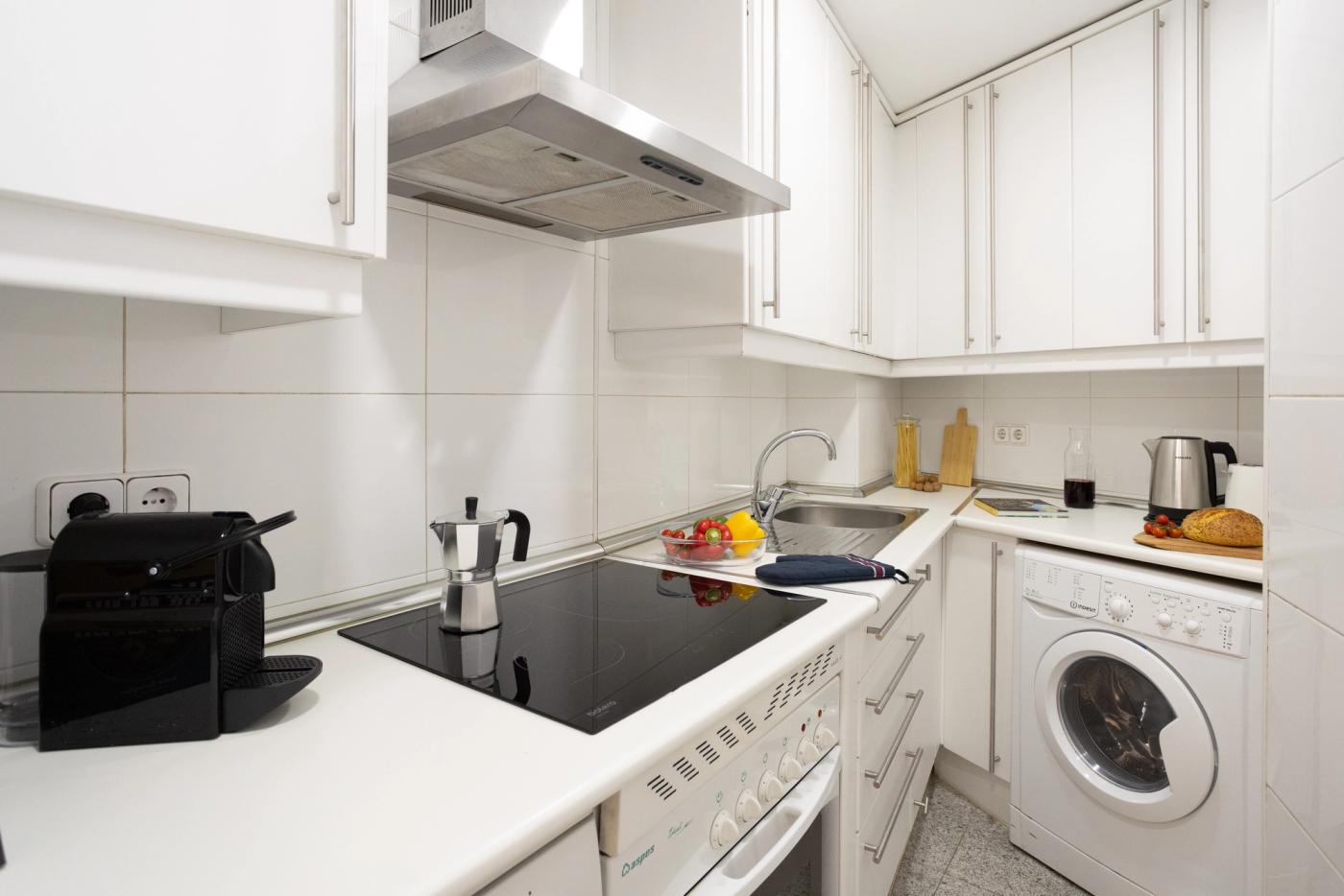 NESTIC - LANUZA - Kitchen furnished apartment with services