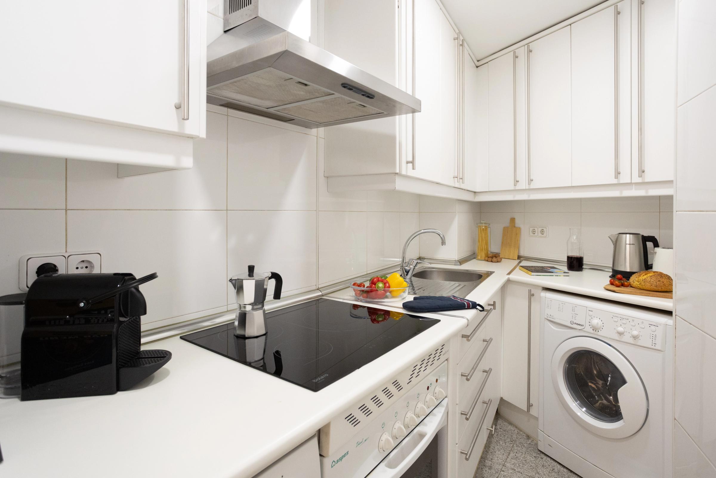 NESTIC - LANUZA - Kitchen furnished apartment with services