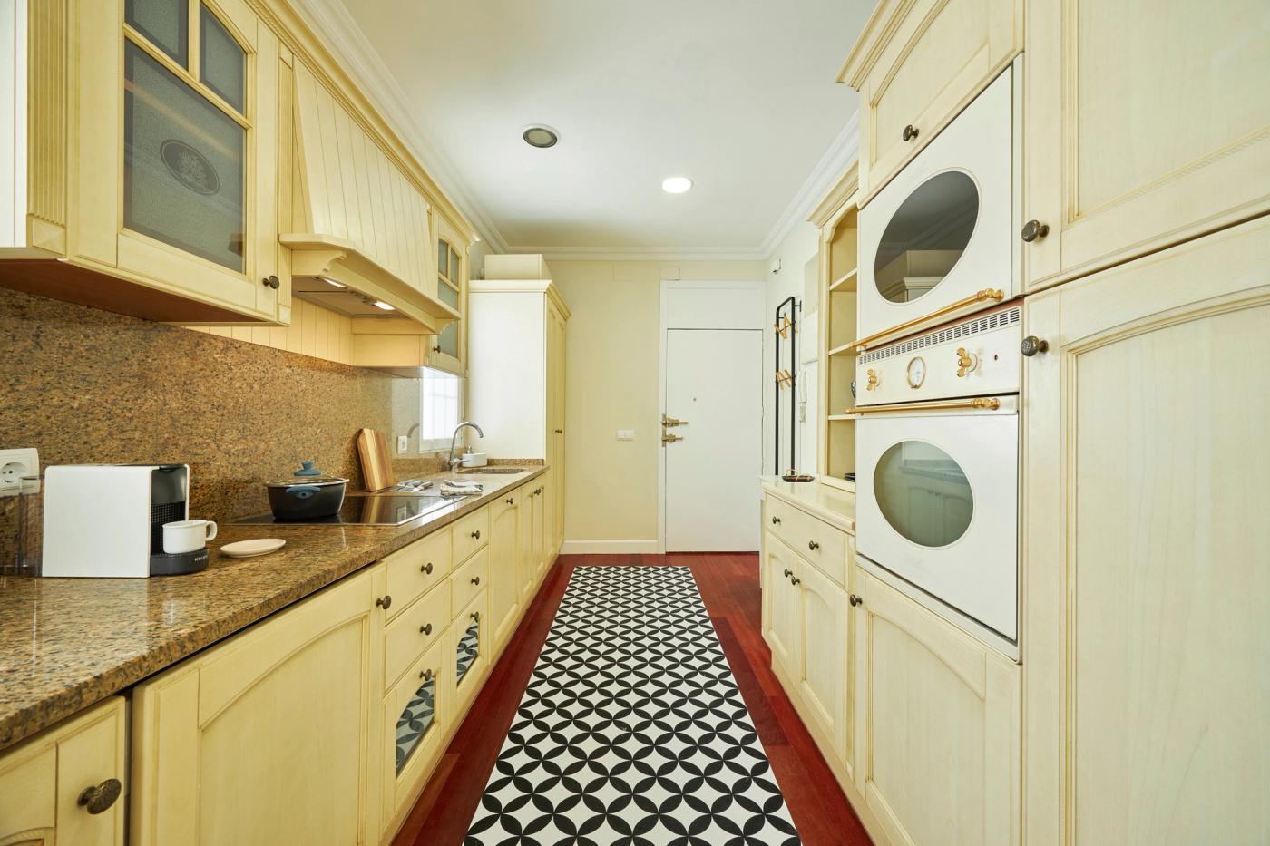 NESTIC - BRIGADIER - Kitchen fully equipped