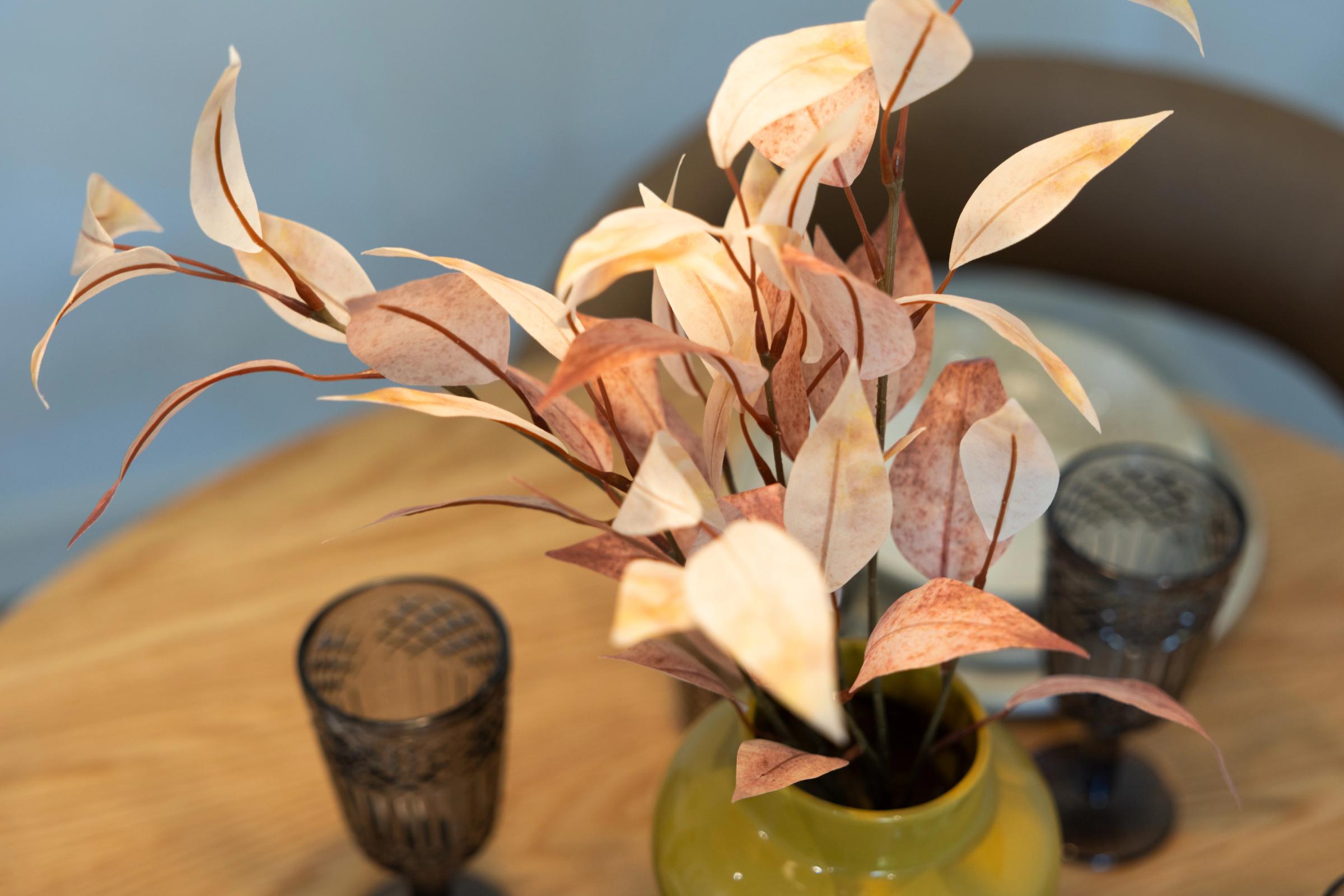 NESTIC - DARIEN - Dining room fully furnished apartment