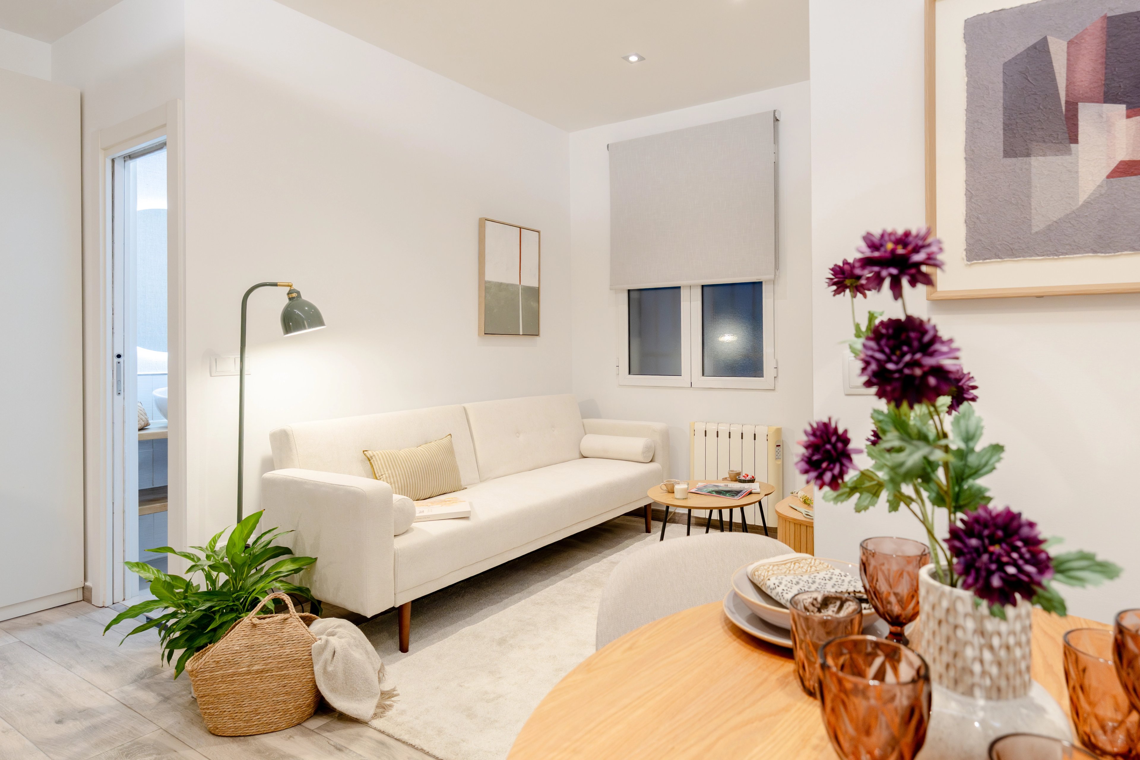 NESTIC - PONTONES - Salón apartamento amueblado con servicios