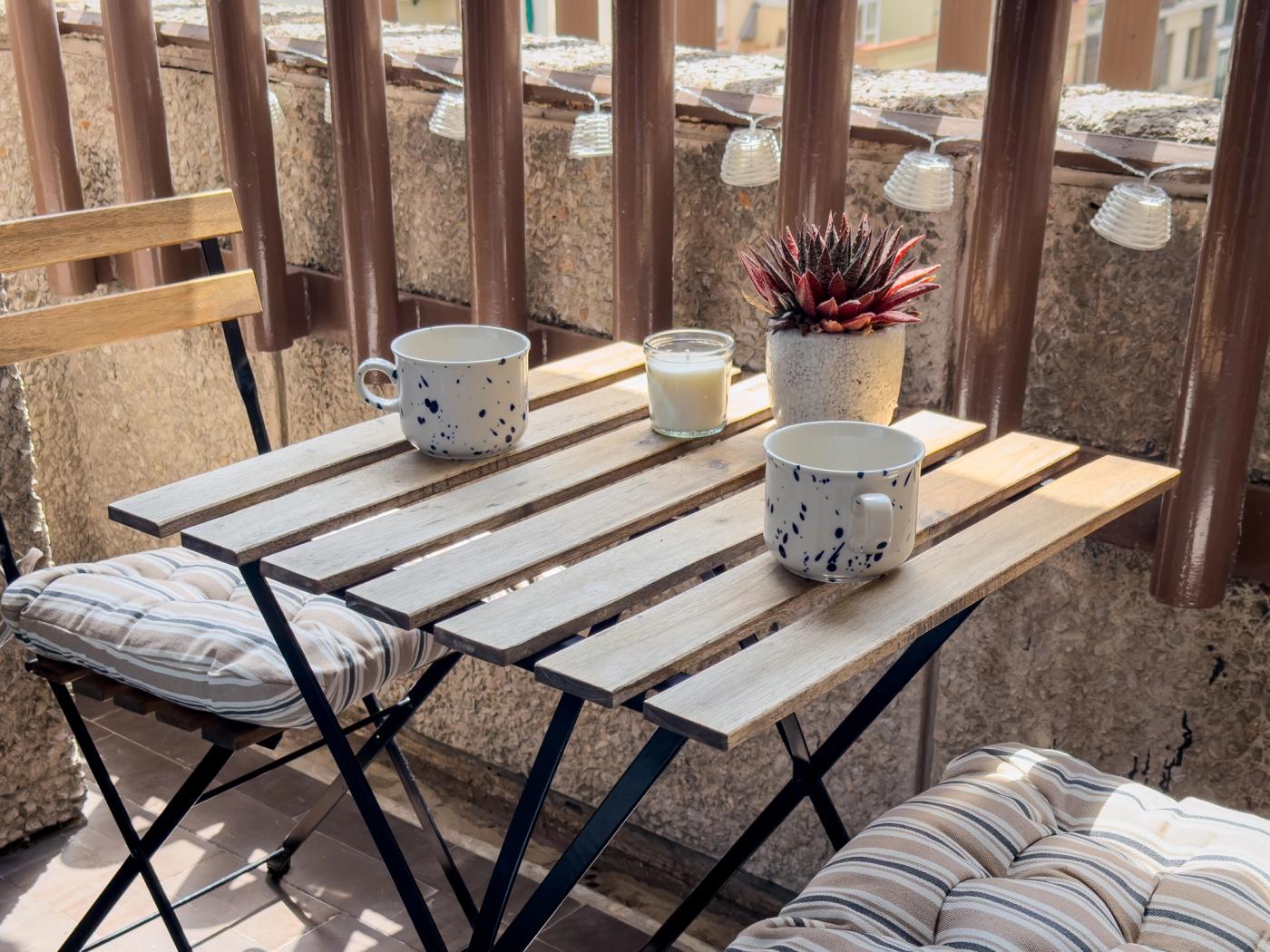 NESTIC - ALIAGA - Terrace fully furnished apartment