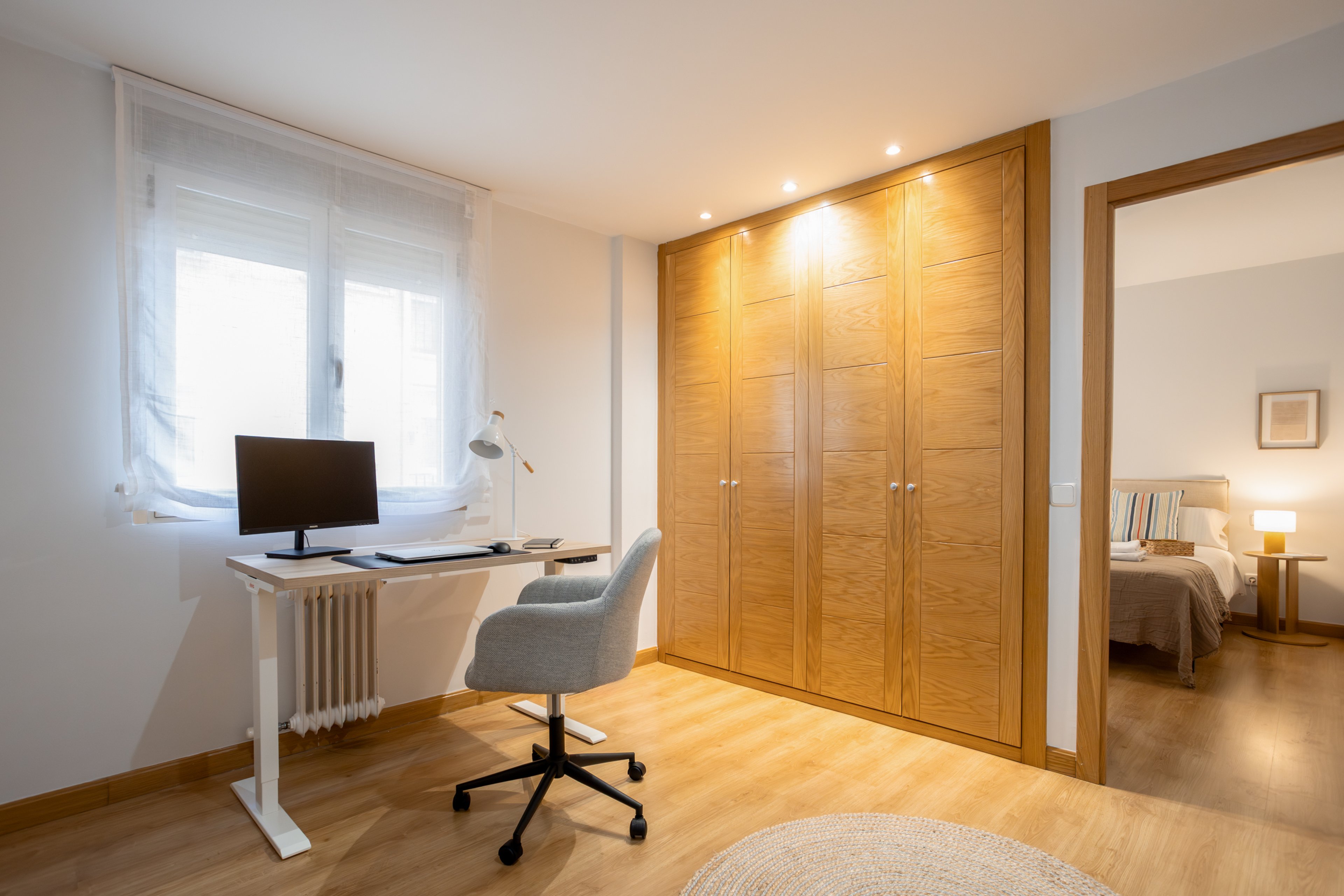 NESTIC - LIDIA - Despacho apartamento amueblado con servicios