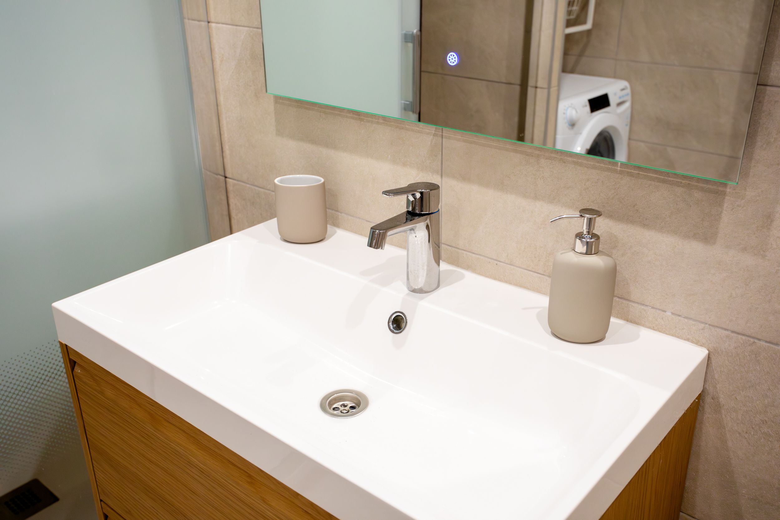 NESTIC - CLARAVAL - Baño apartamento amueblado con servicios