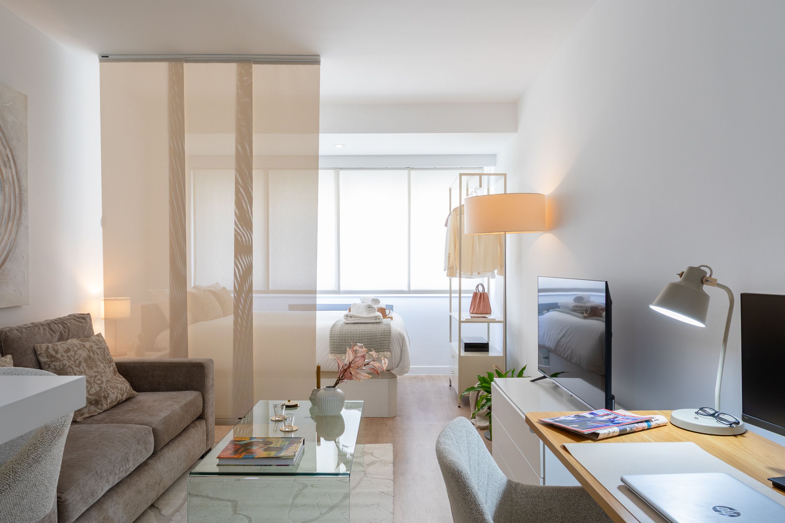 NESTIC - MAMERTO - Salón Apartamento amueblado con servicios