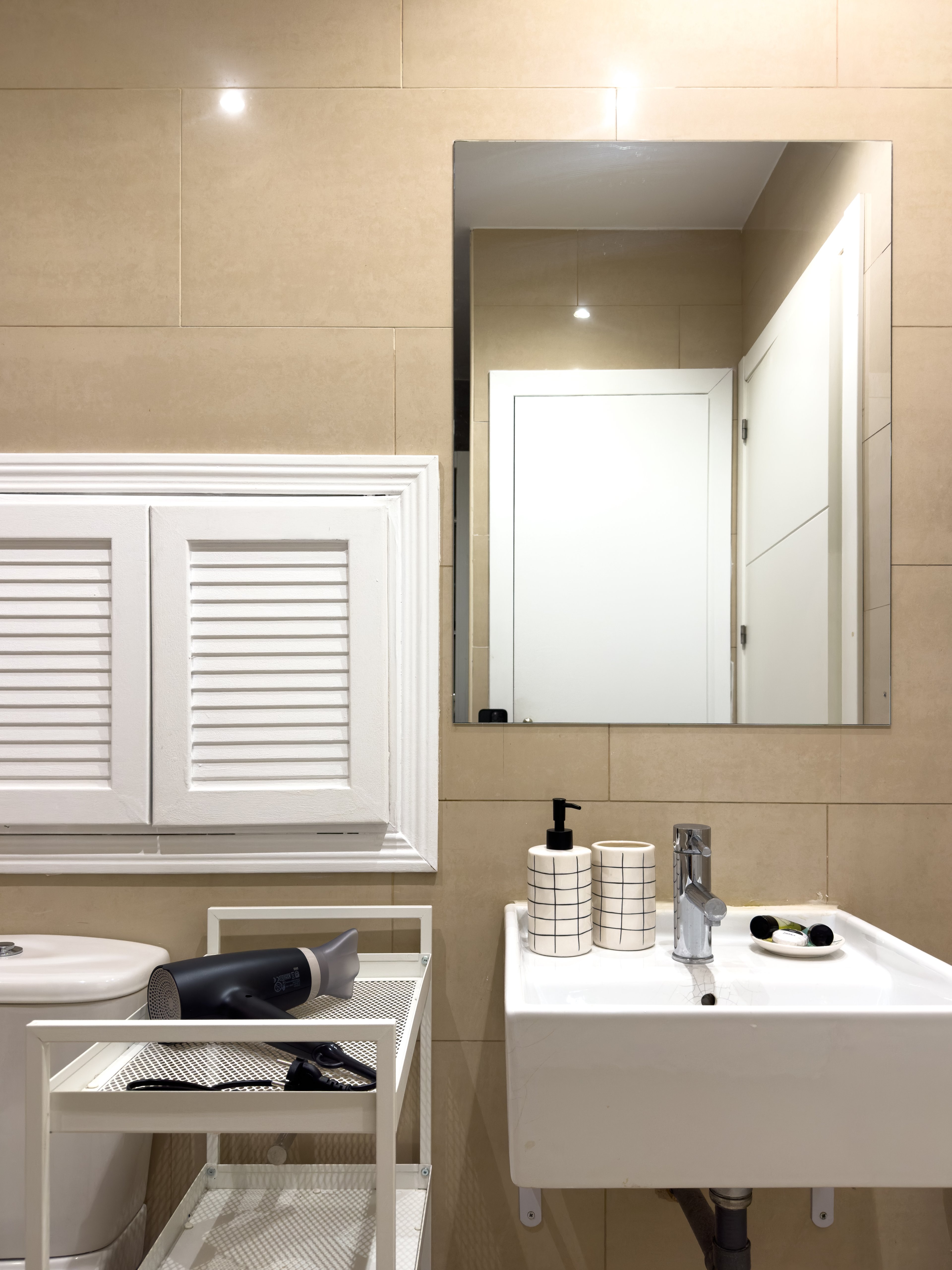 NESTIC - LIRIA - Apartamento amueblado con servicios - Baño
