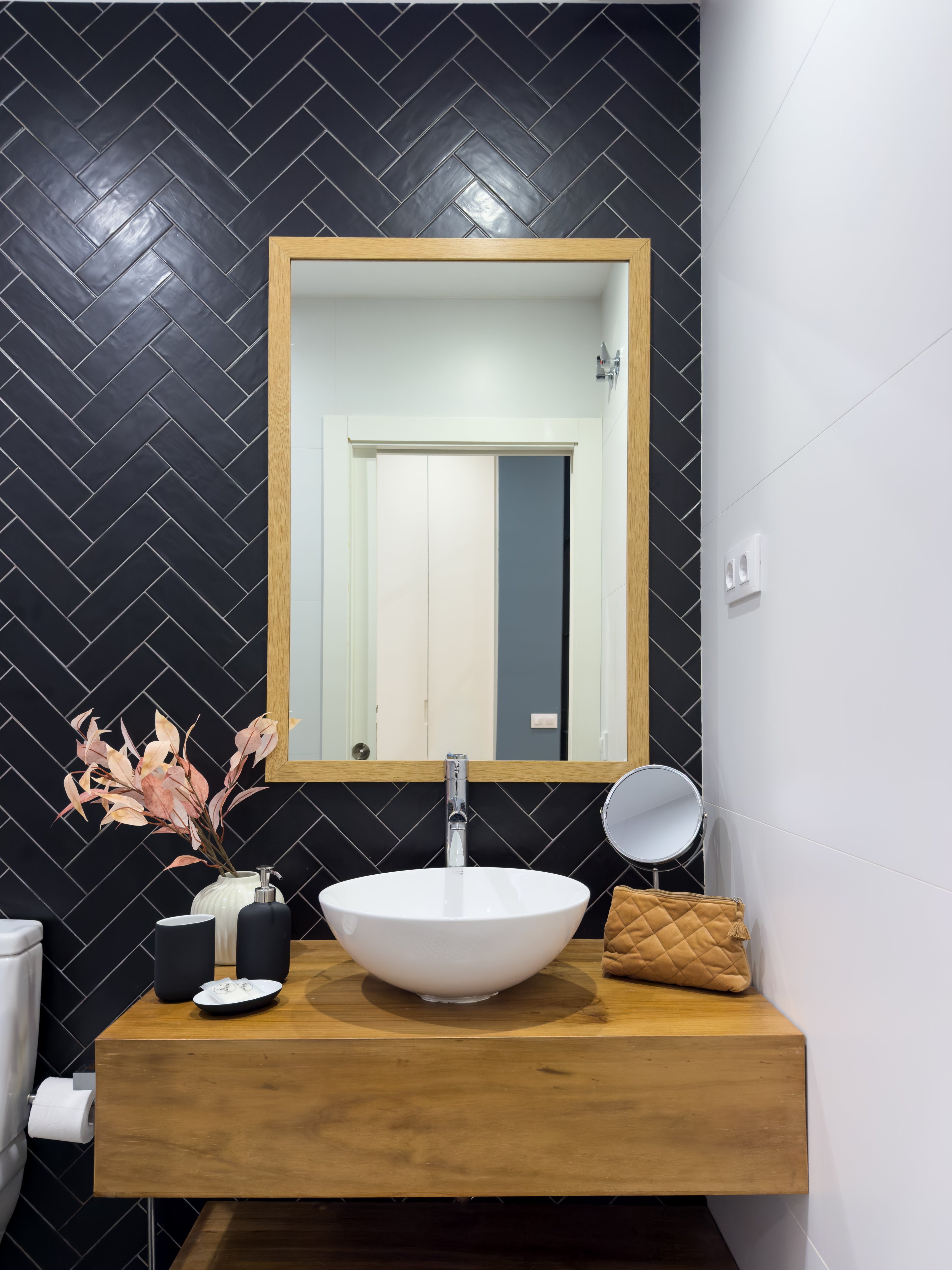 NESTIC - MENESES - Baño Apartamento amueblado con servicios
