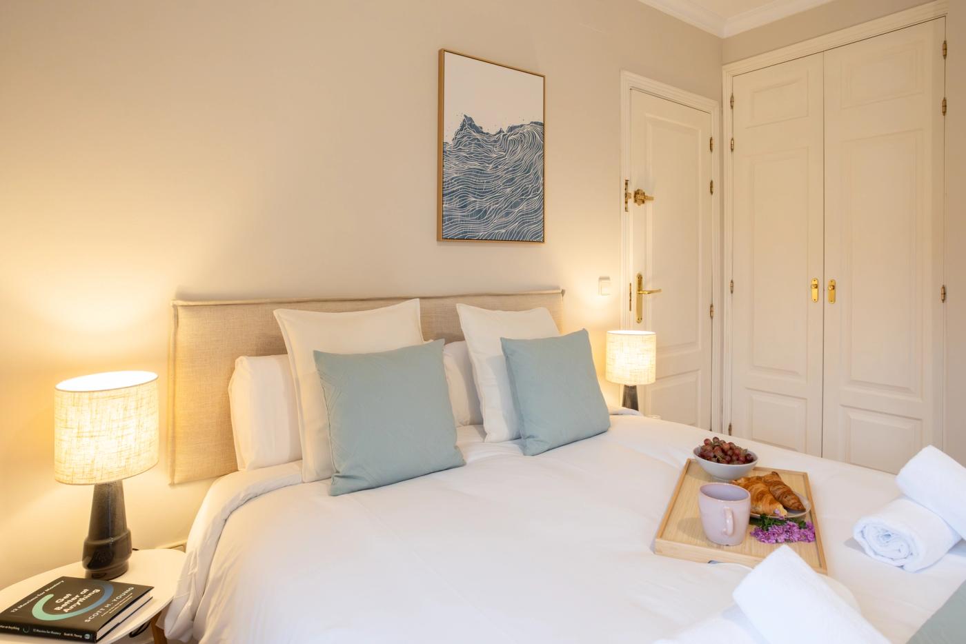 NESTIC - LANUZA - Bedroom furnished apartment with services