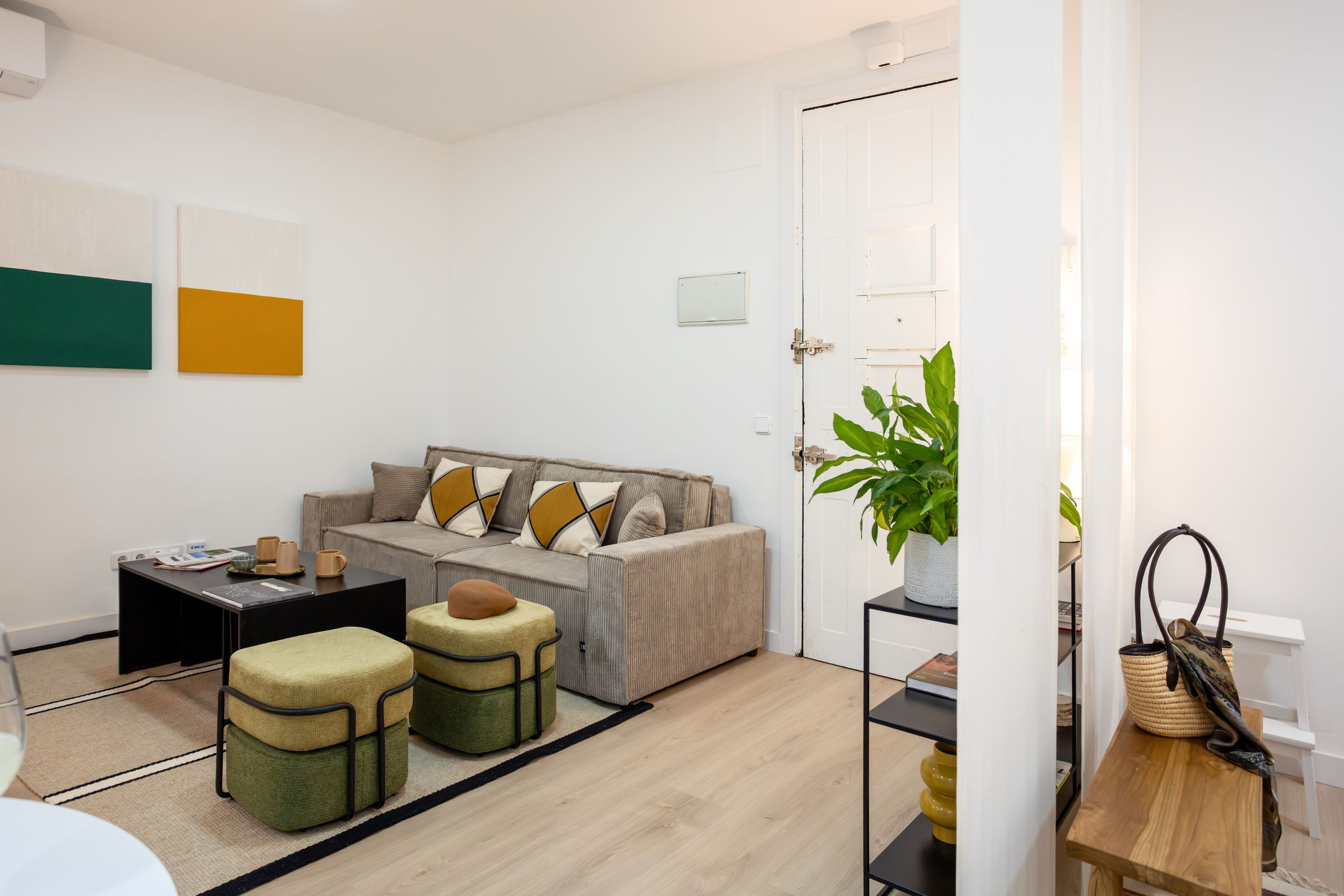 NESTIC - BAYEU - Living room Furnished apartment with services