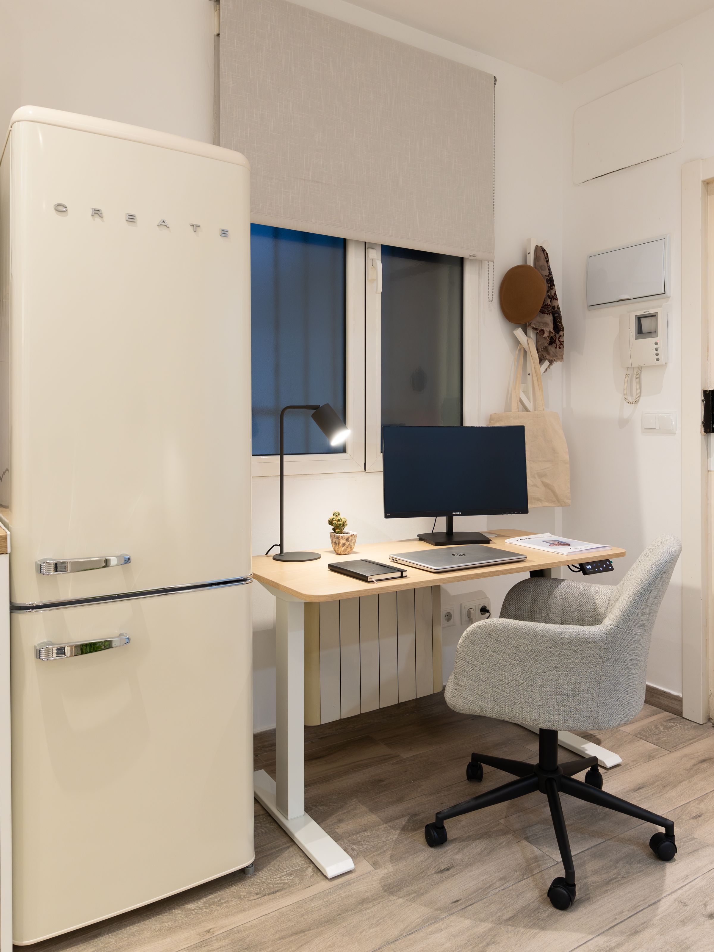 NESTIC - BELLIDO - Office area furnished apartment with services