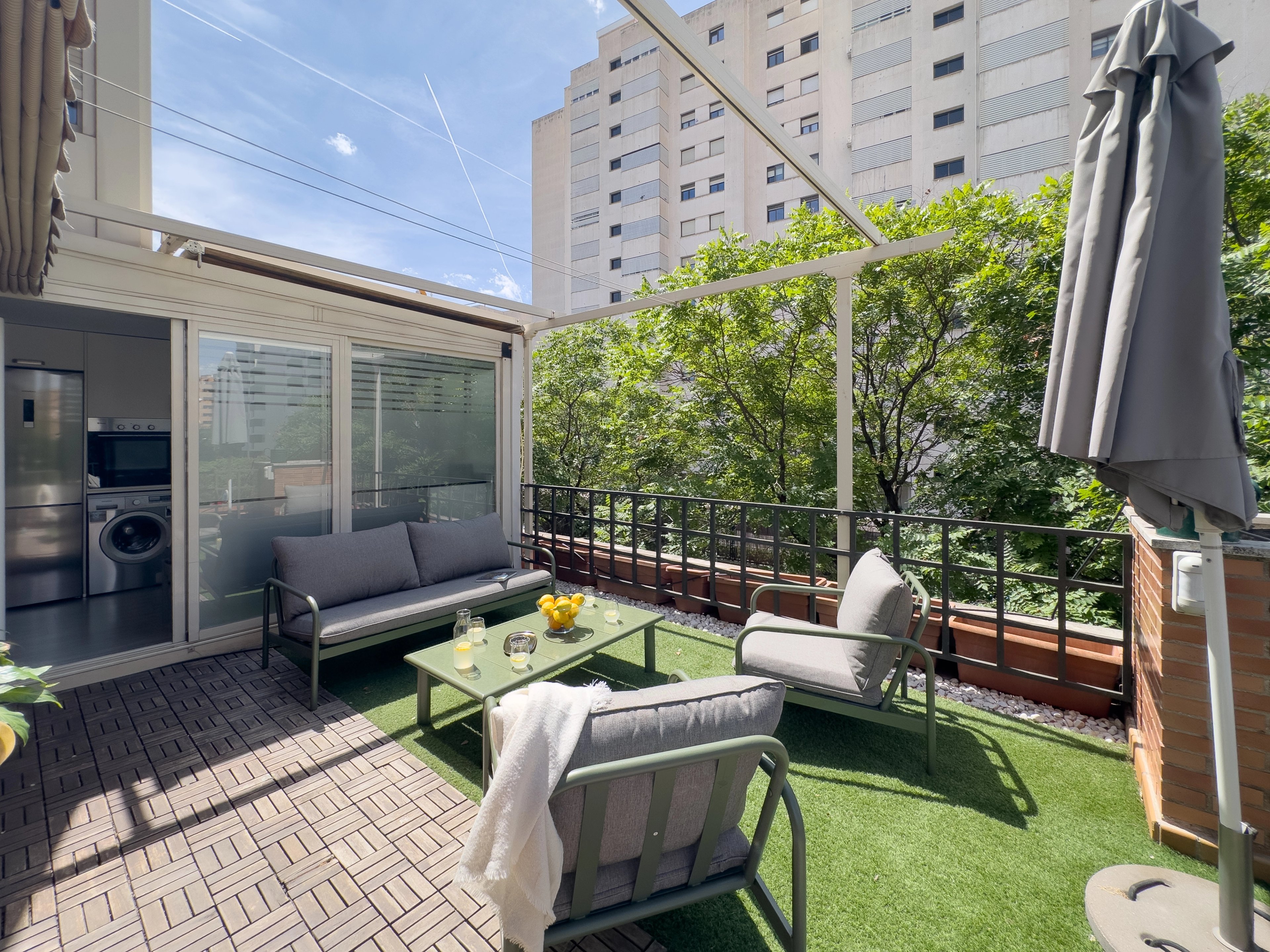 NESTIC - URUMEA - Terraza Apartamento amueblado con servicios