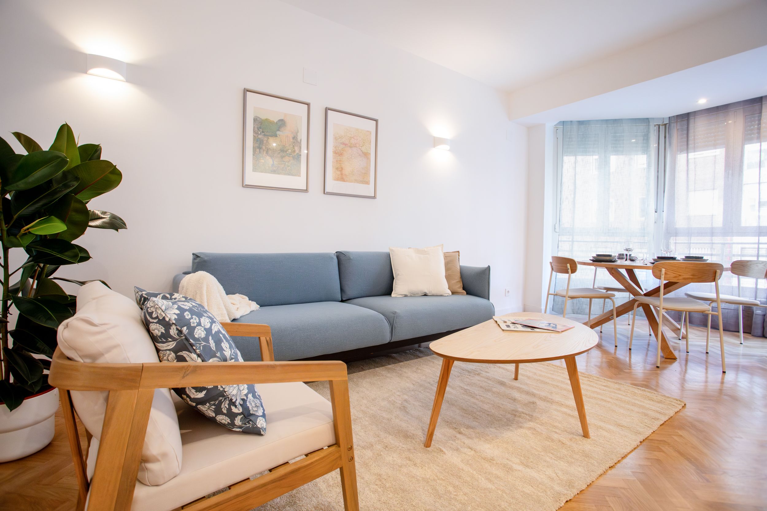 NESTIC - CLARAVAL - Salón amueblado apartamento con servicios