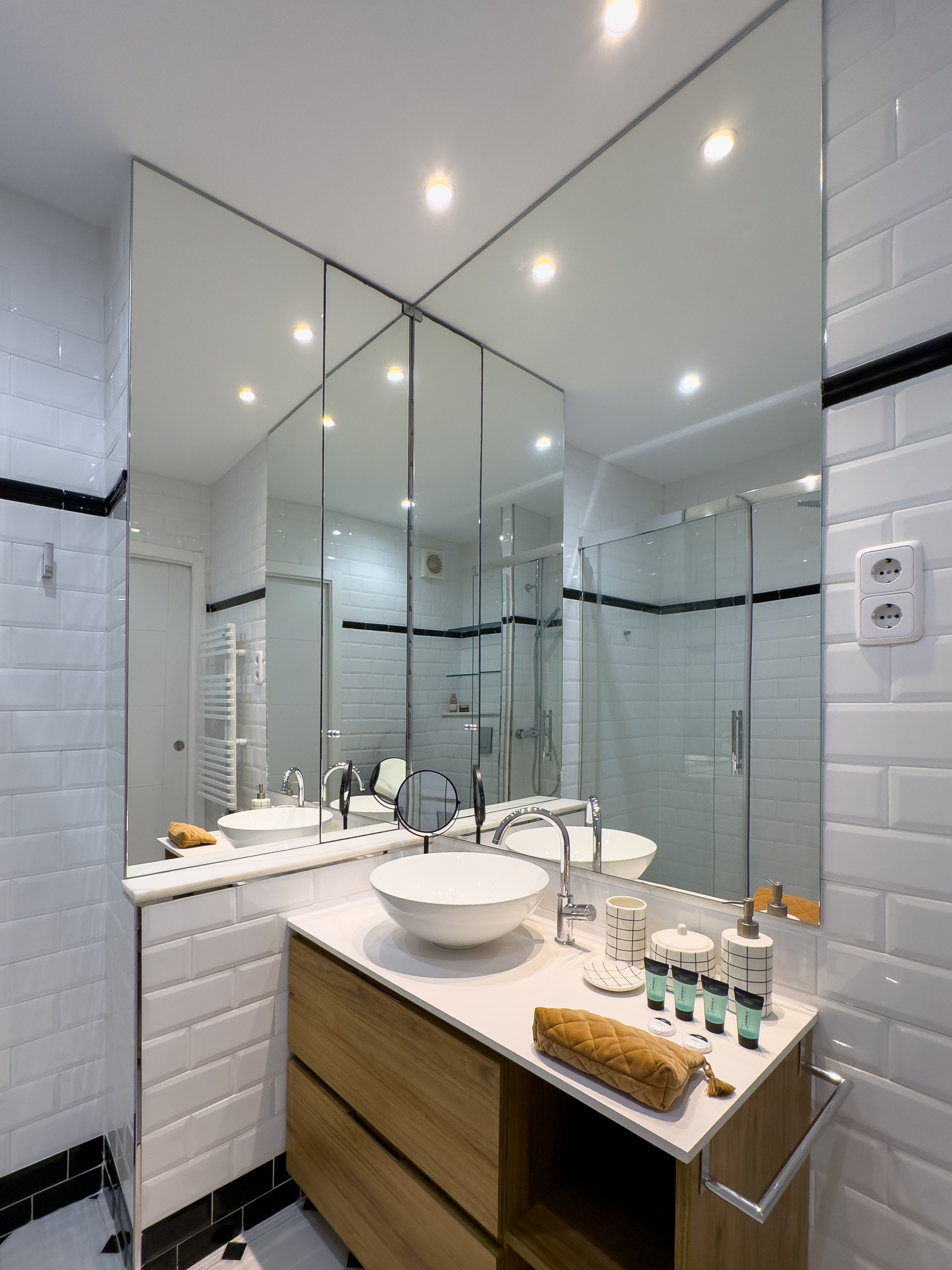 NESTIC - VILLAR - Bathroom 2 Furnished apartment with services