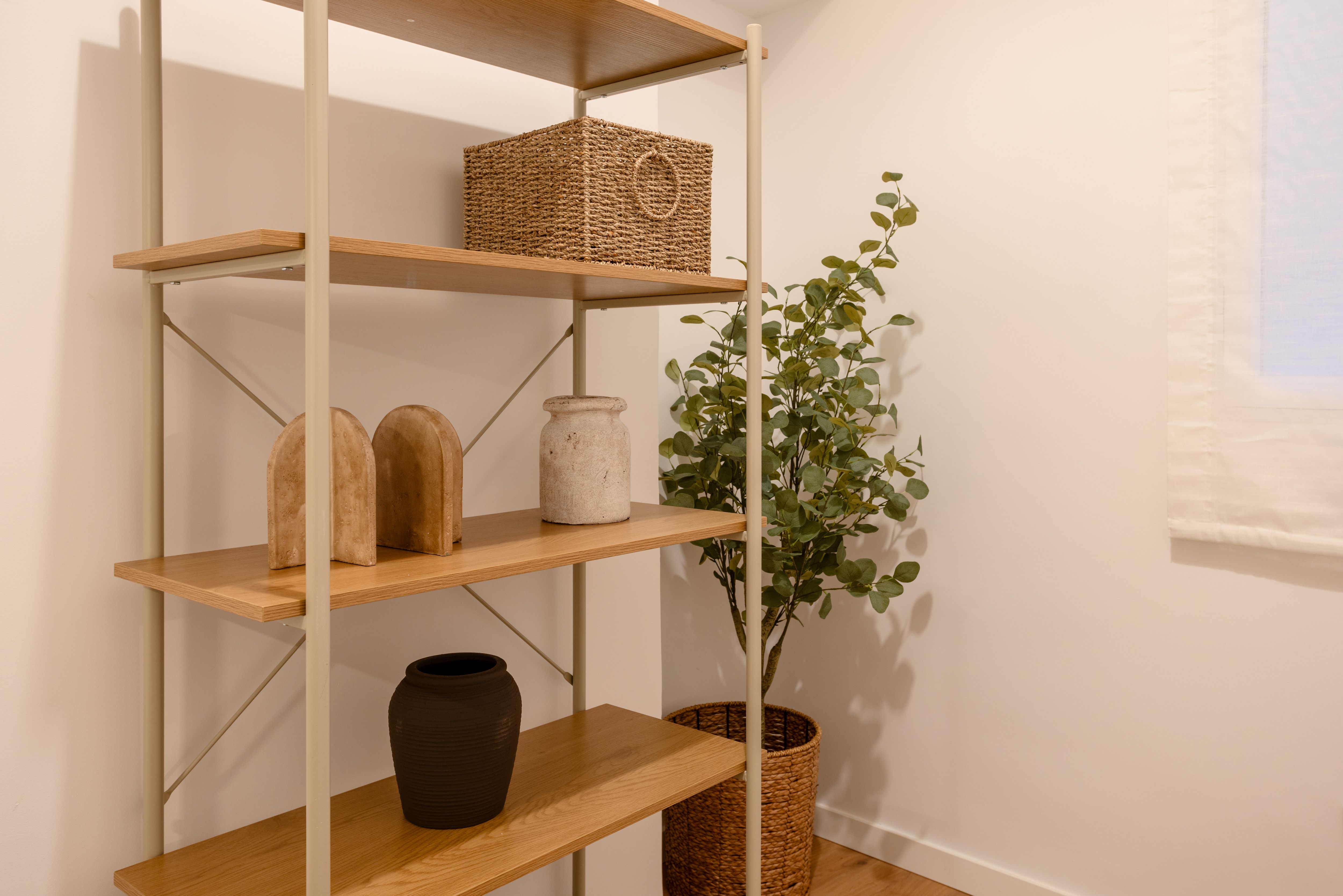 NESTIC - BRACARA - Despacho apartamento amueblado con servicios