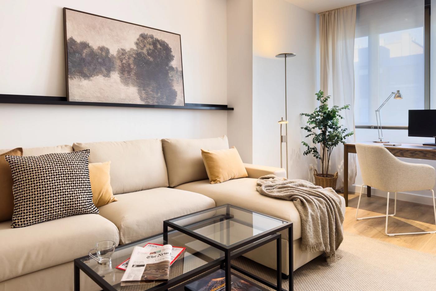 NESTIC - AURIA - Living room furnished apartment with services