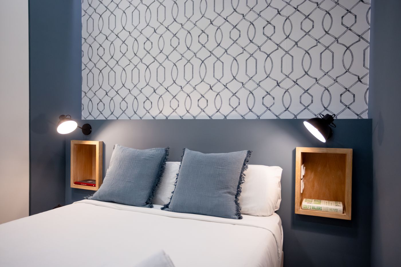 NESTIC - MENESES - Bedroom Furnished apartment with services