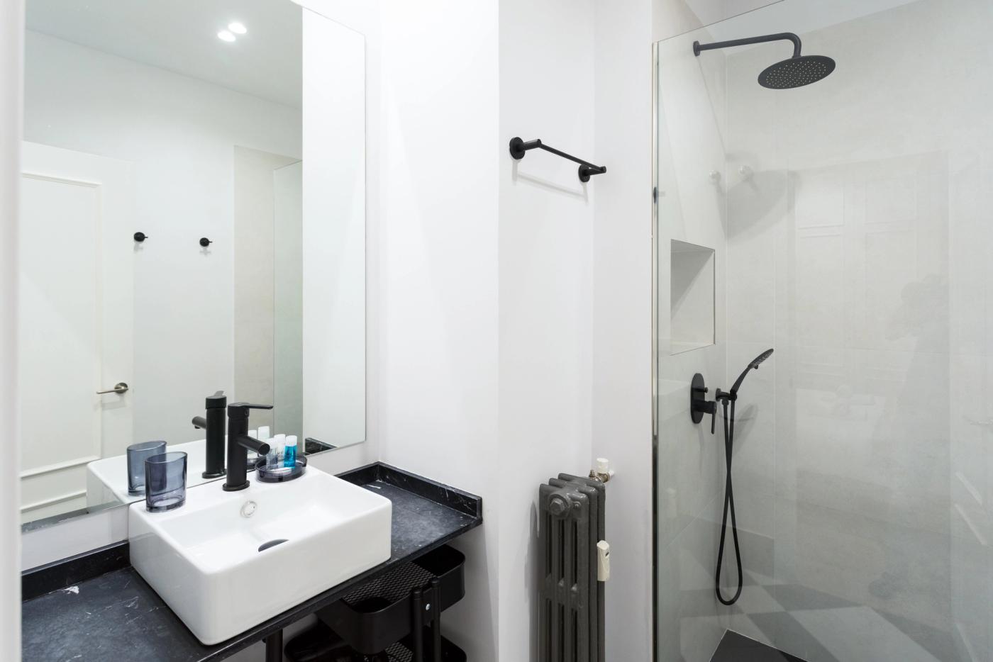 NESTIC - MENINA - Bathroom serviced apartment