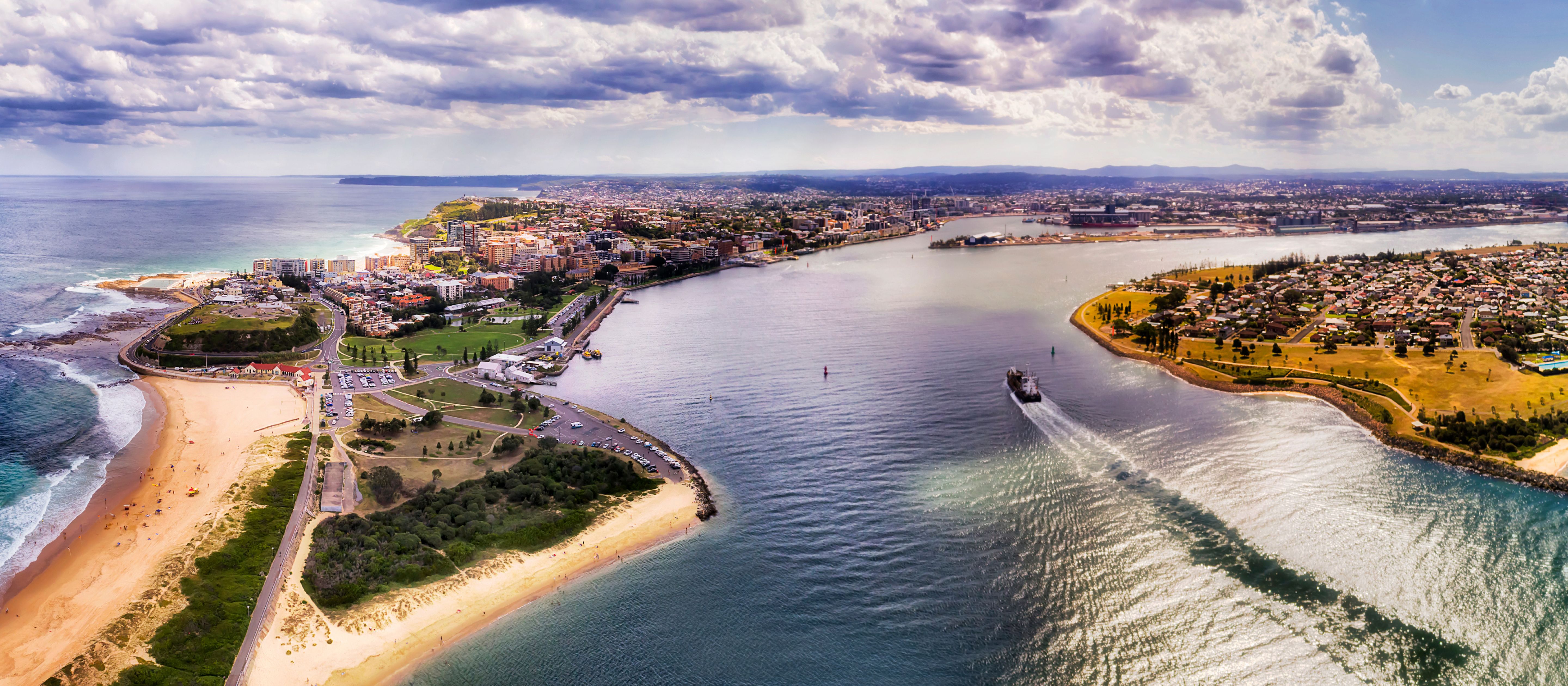 1 Interstate Furniture Removalists in Newcastle Free Quote