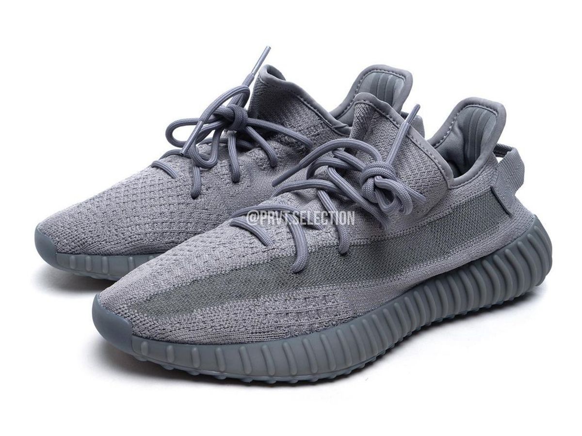 New shop yeezy colors