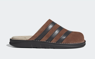 Adidas Adiclog Slides "Preloved Brown"