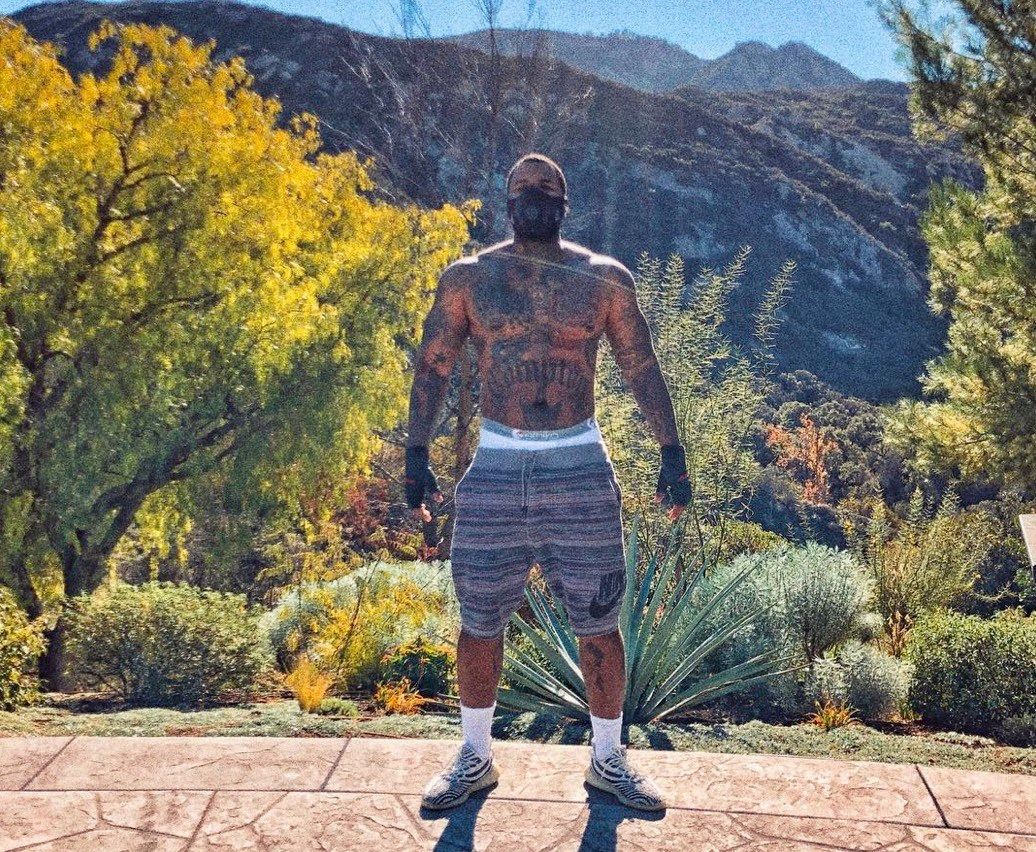 The Game adidas YEEZY BOOST 350 V2 "Zebra"