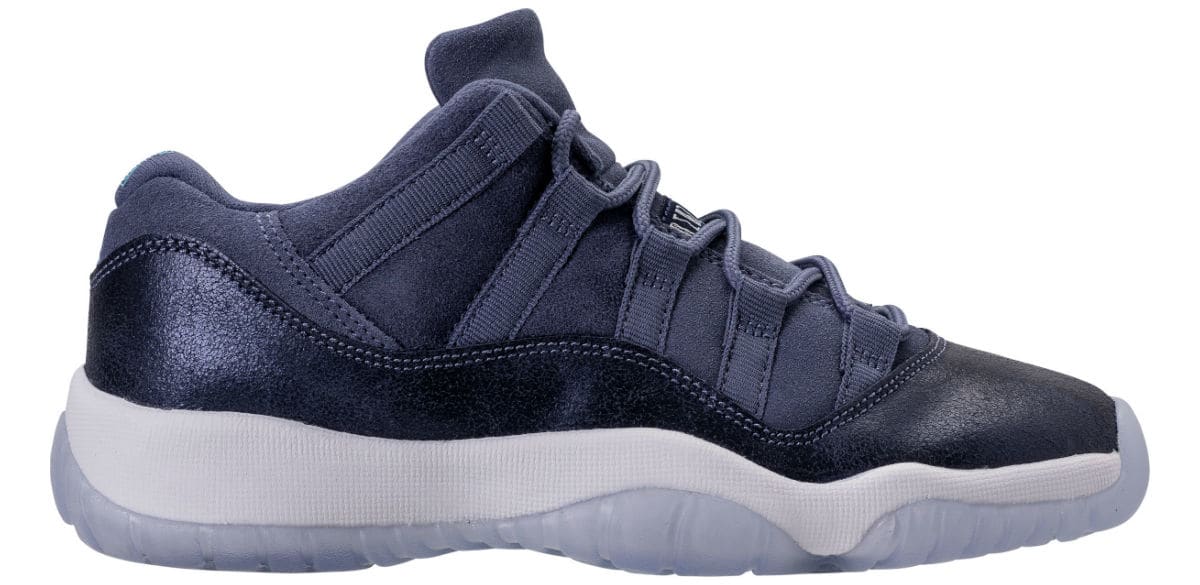 Blue moon store jordan 11