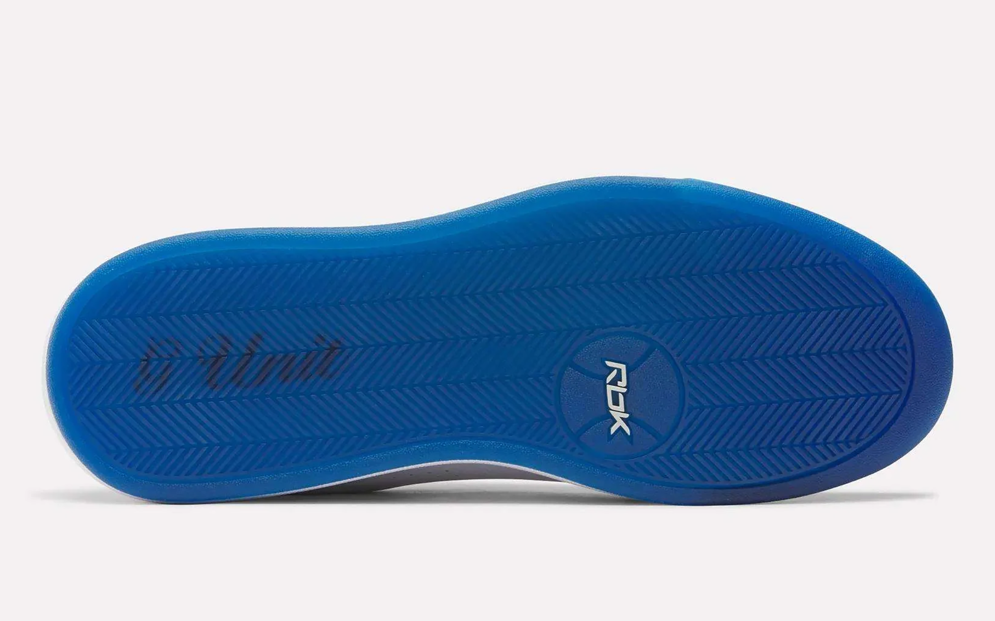 Reebok G-Unit G6 "White/True Grey/Cobalt" (SKU: 100289469). Photo via Reebok.