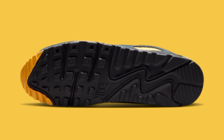 Nike Air Max 90 "Black/Yellow Ochre" (Plaid, Clueless, SKU: IR5598-001). Photo via Nike.